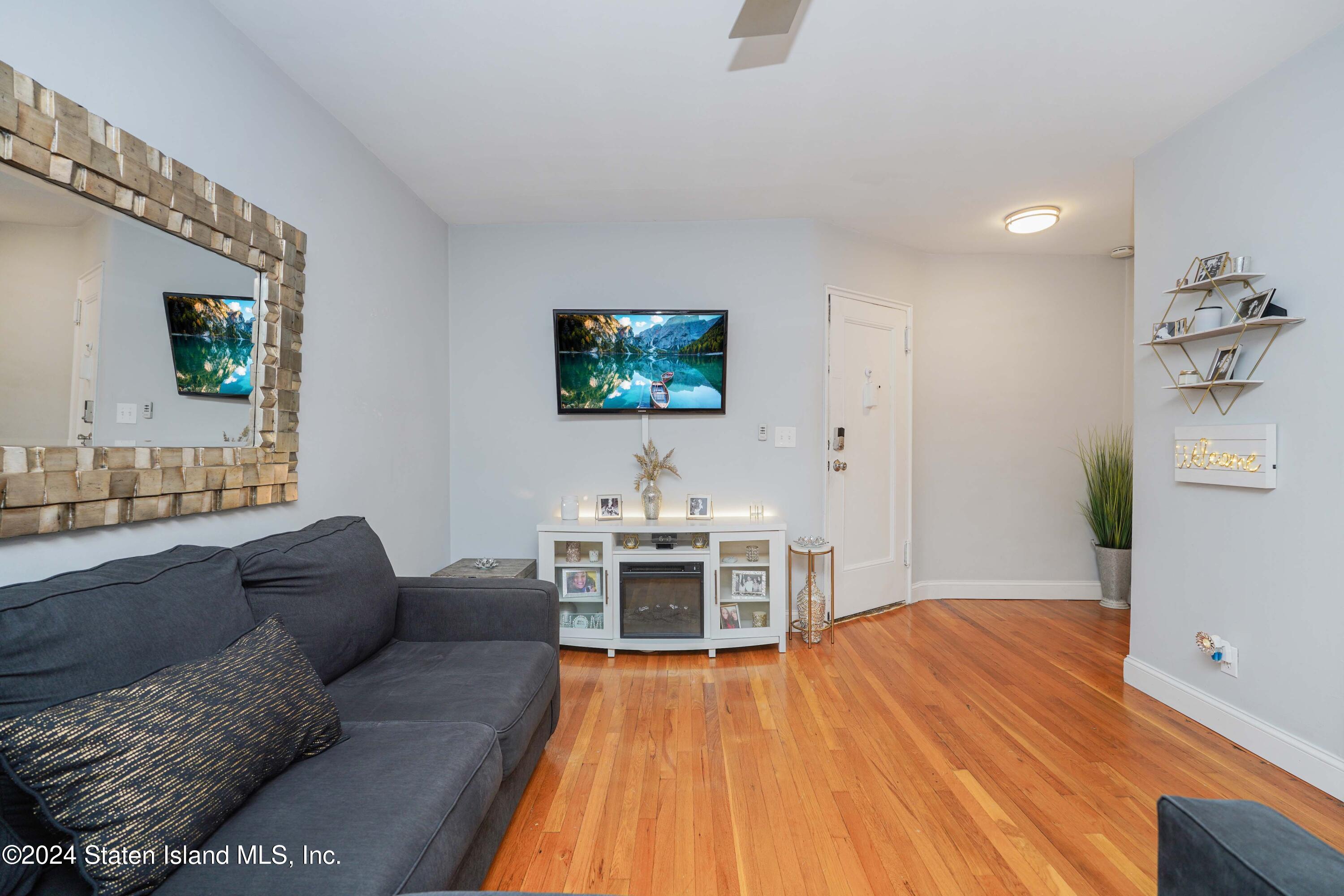 585 Castleton Avenue 2b, Staten Island, NY, 10301 image 7