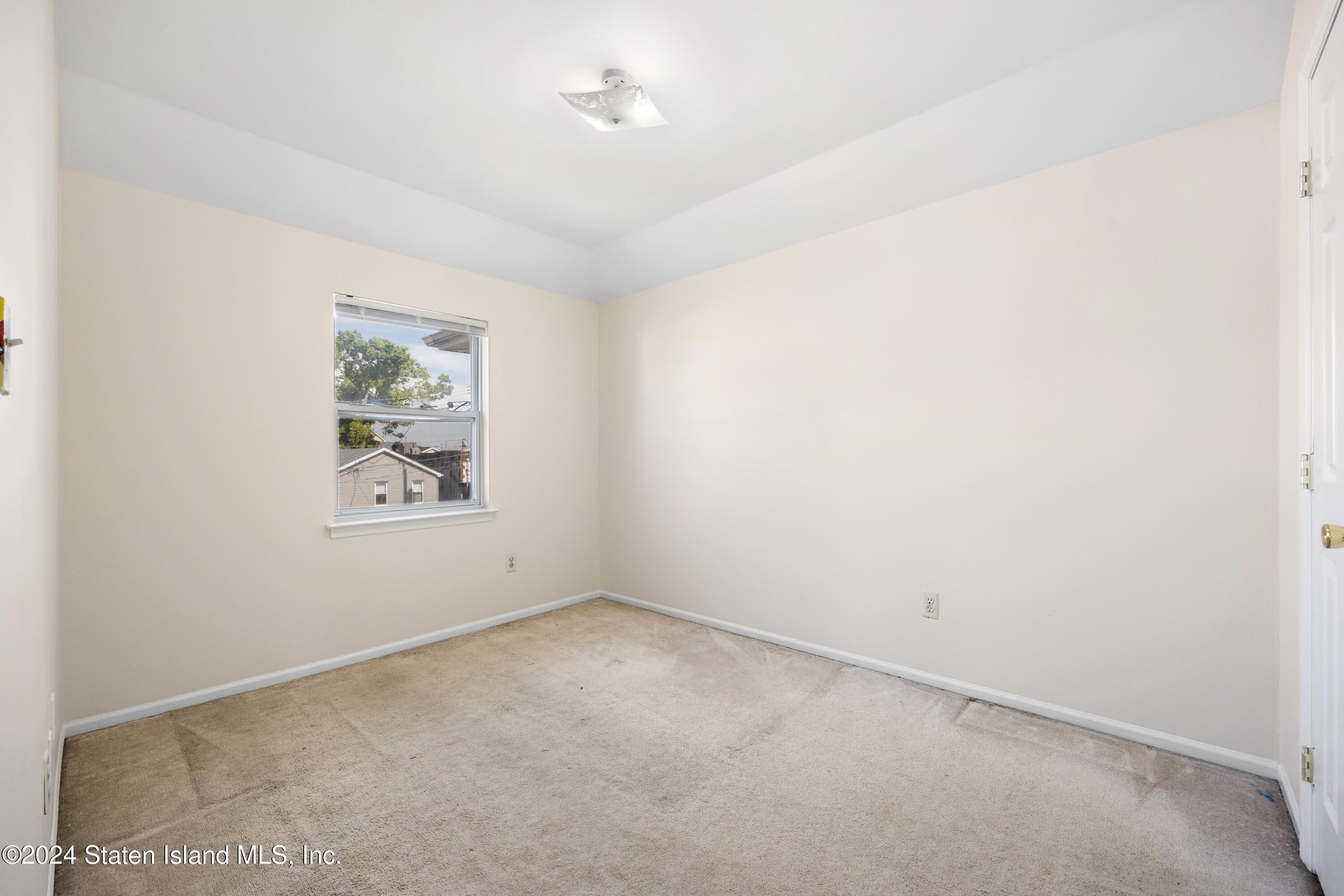 46 Olympia Boulevard, Staten Island, NY, 10305 image 16