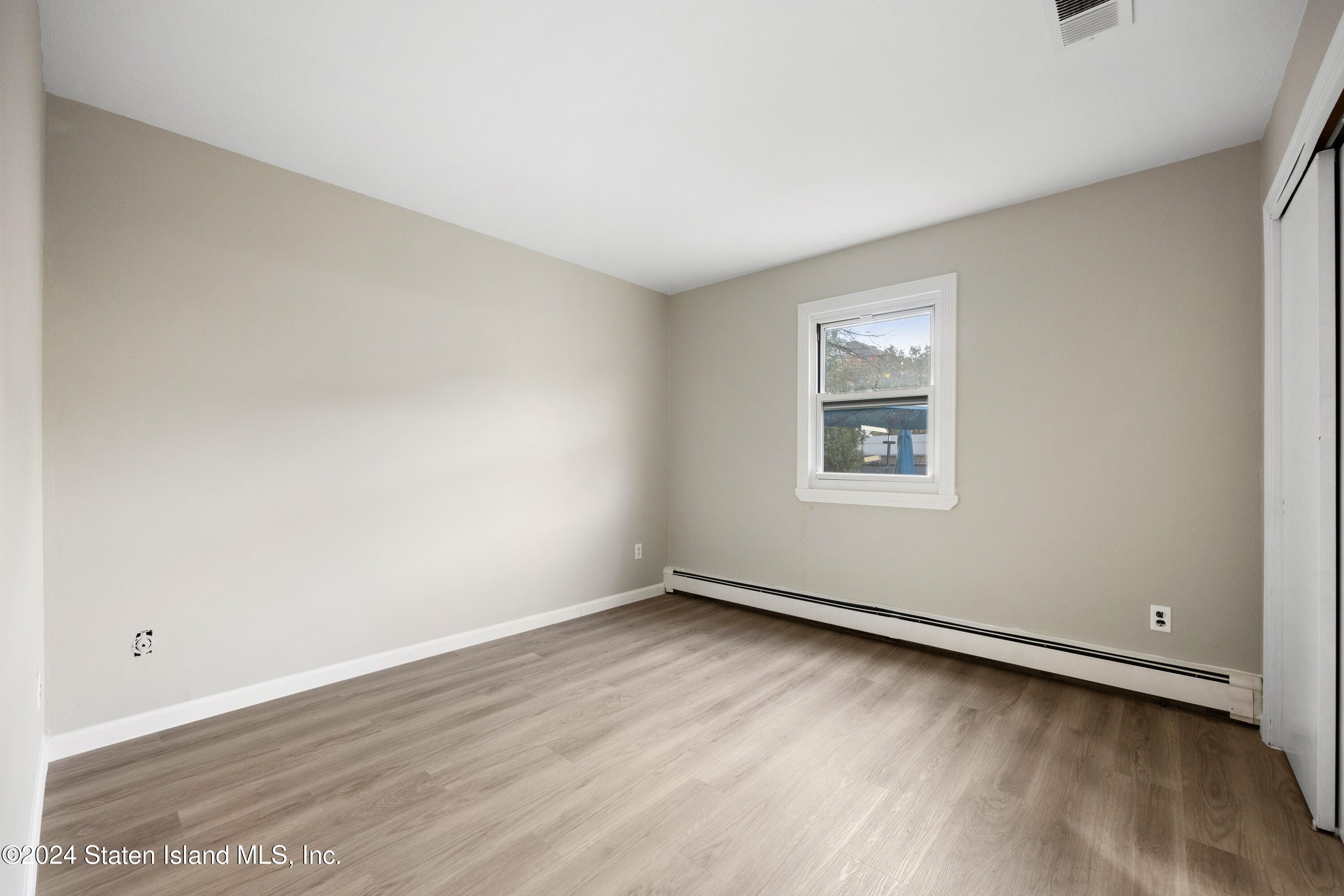 62 Bennett Place, Staten Island, NY, 10312 image 22