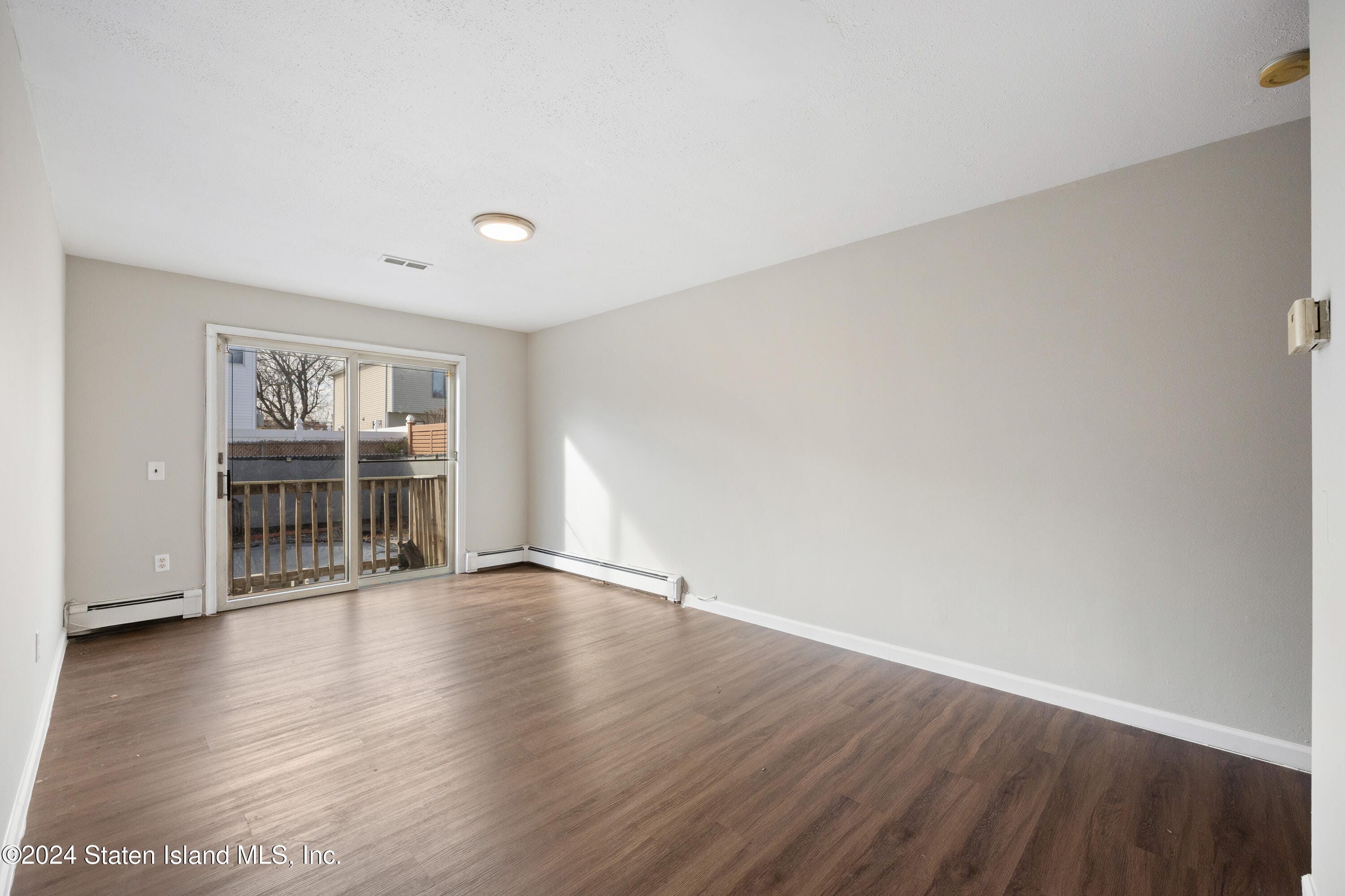 62 Bennett Place, Staten Island, NY, 10312 image 24