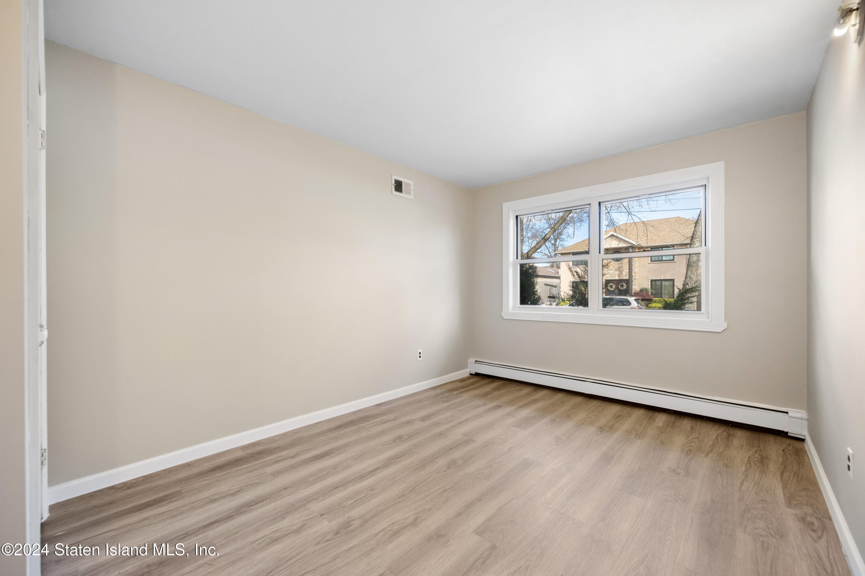 62 Bennett Place, Staten Island, NY, 10312 image 27