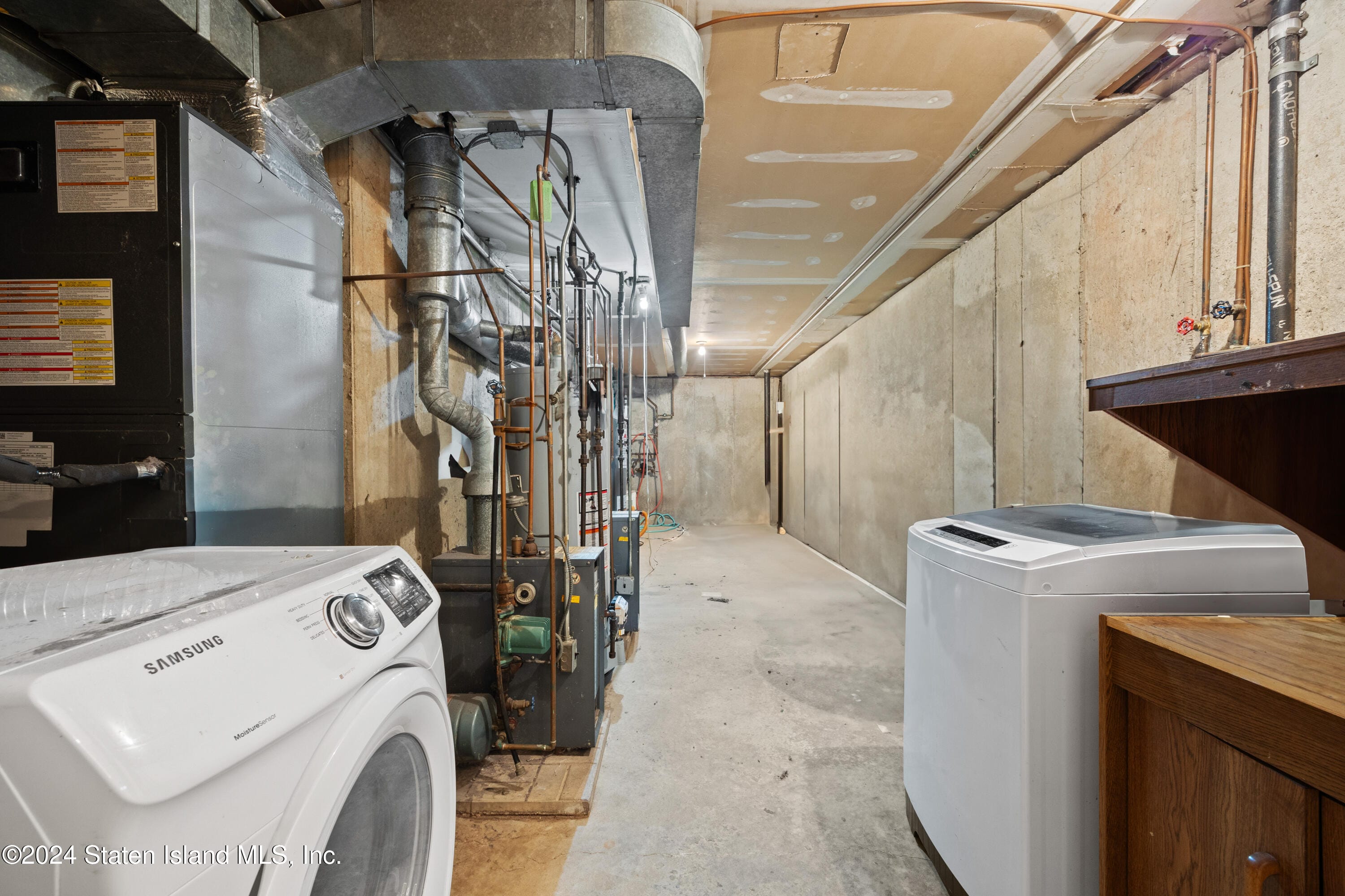 62 Bennett Place, Staten Island, NY, 10312 image 18