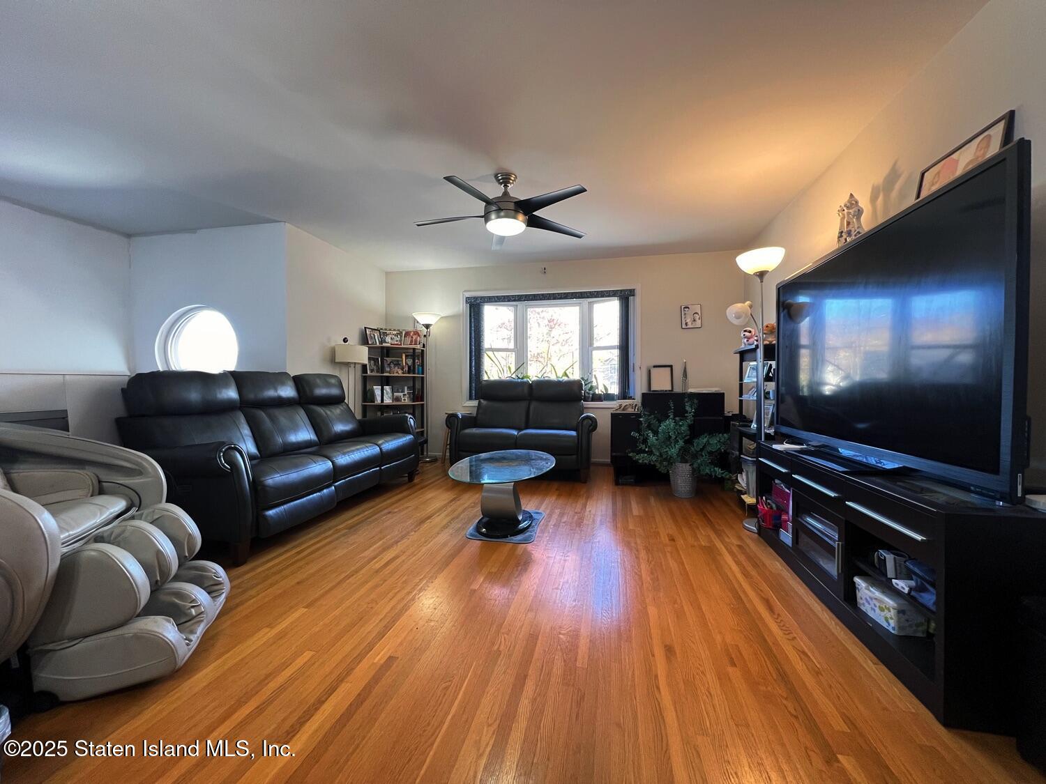 40 Parkinson Avenue Image 2