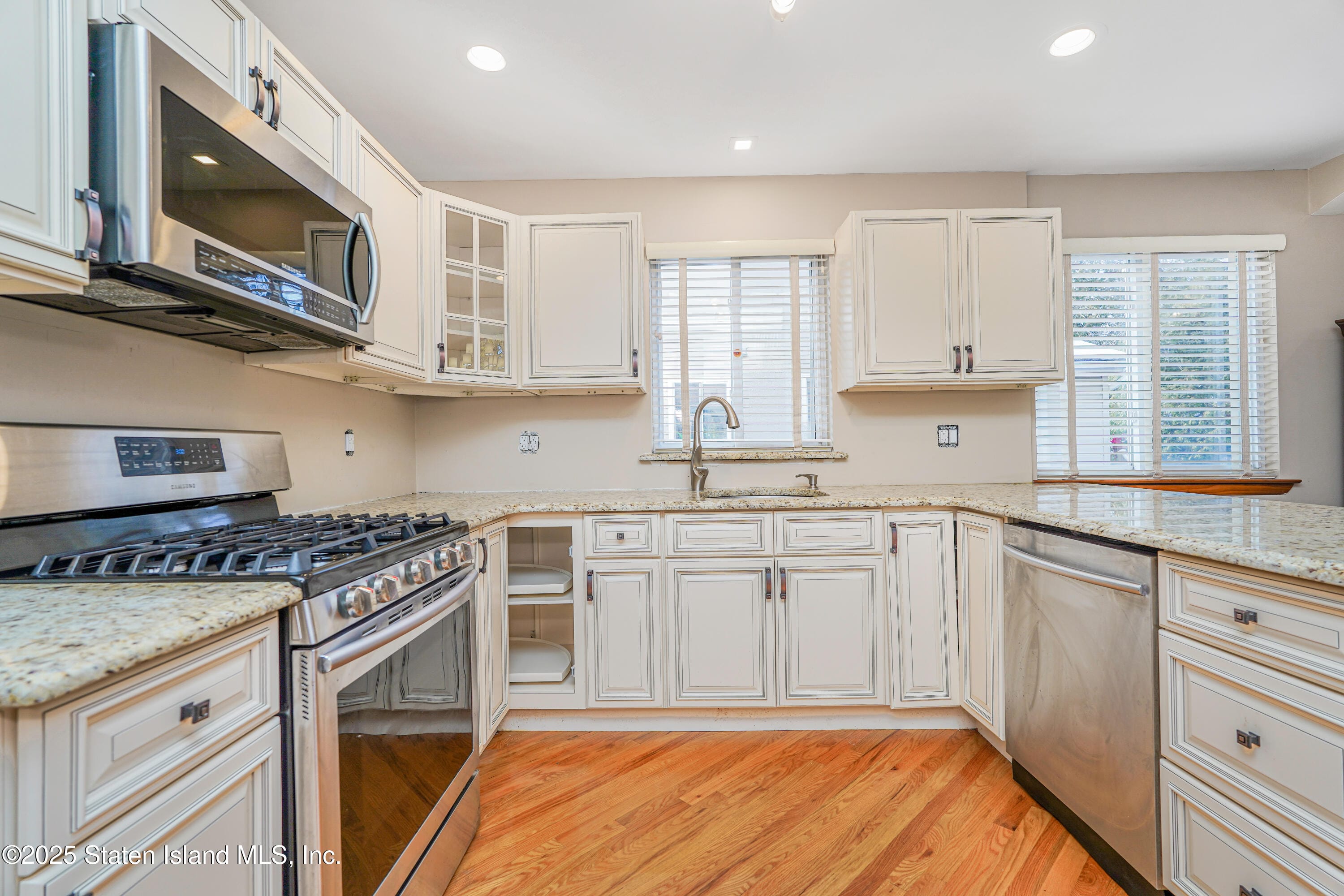 45 Vanessa Lane, Staten Island, NY, 10312 image 10