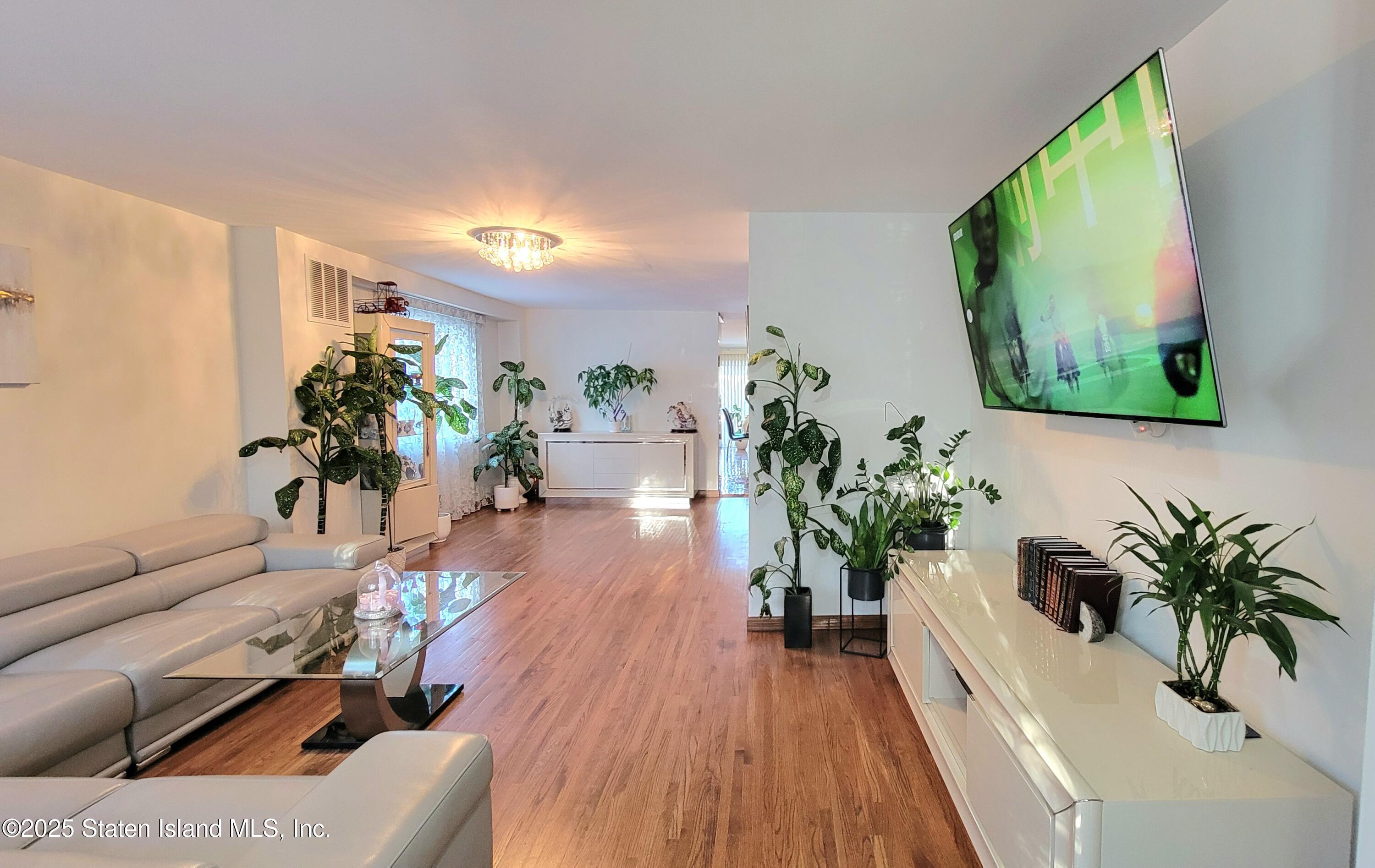 309 Corbin Avenue, Staten Island, NY, 10308 image 10