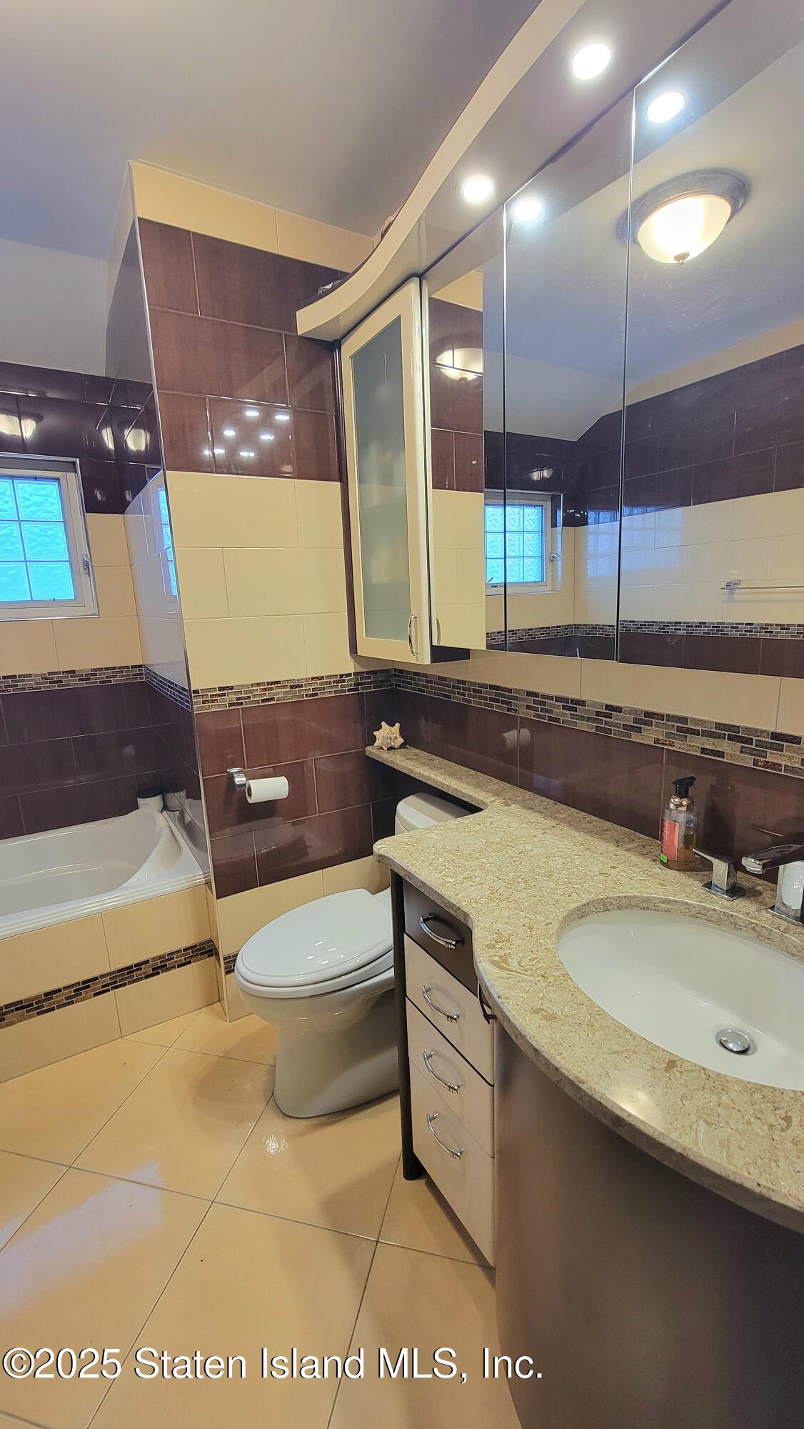 309 Corbin Avenue, Staten Island, NY, 10308 image 37