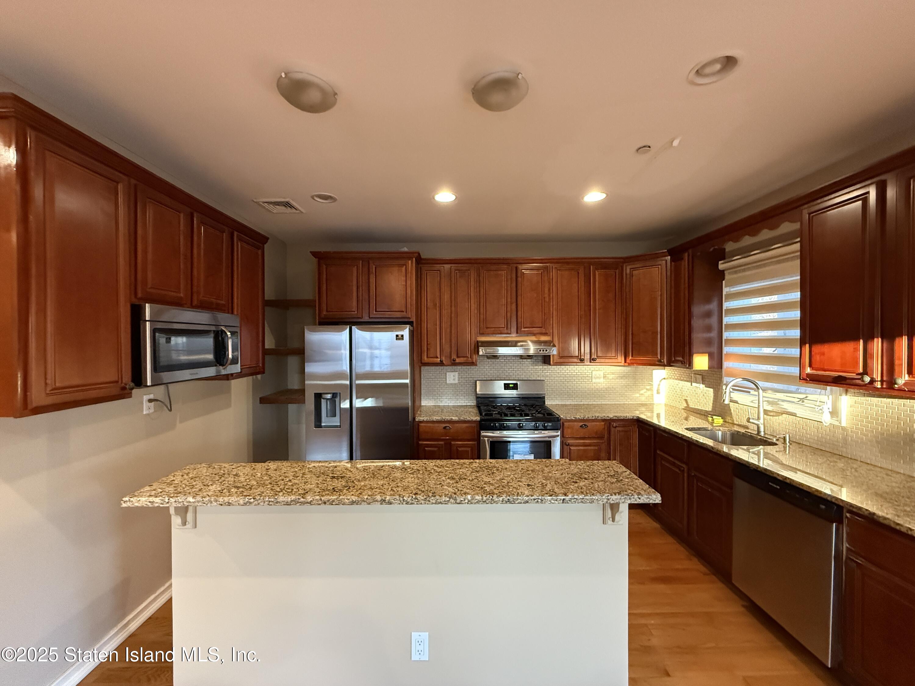 24 Lyman Avenue, Staten Island, NY, 10305 image 8