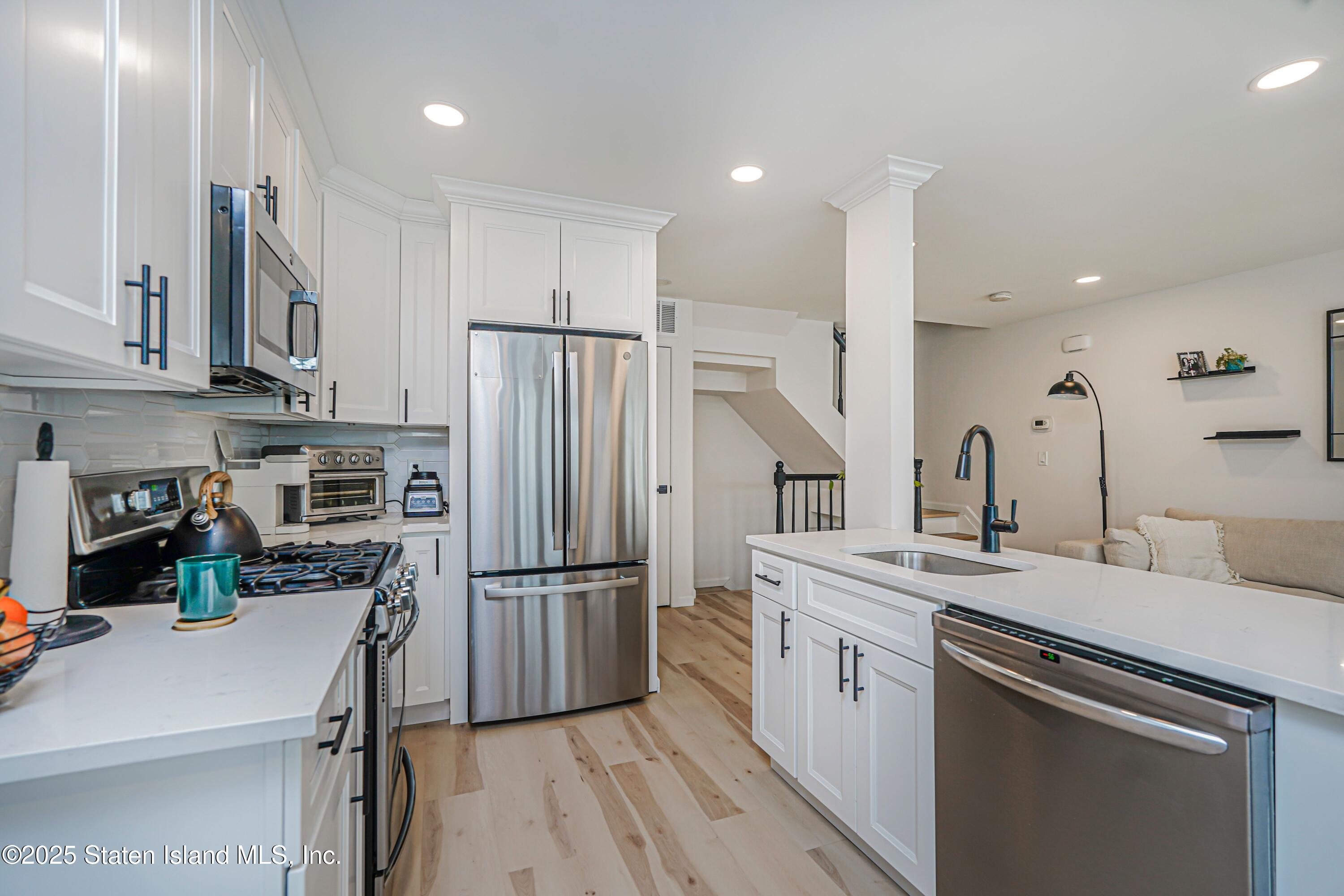 1032 Rathbun Avenue A, Staten Island, NY, 10309 image 9