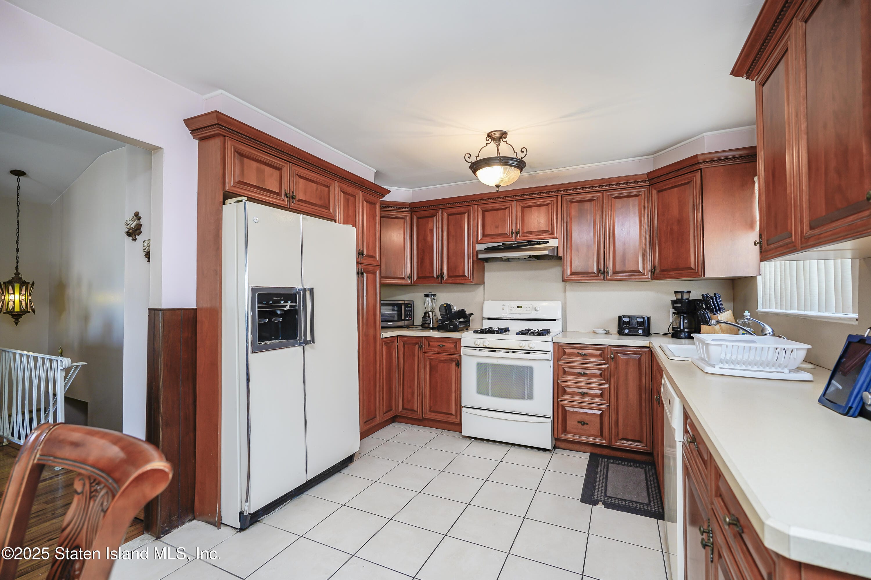 108 Slater Boulevard, Staten Island, NY, 10305 image 12