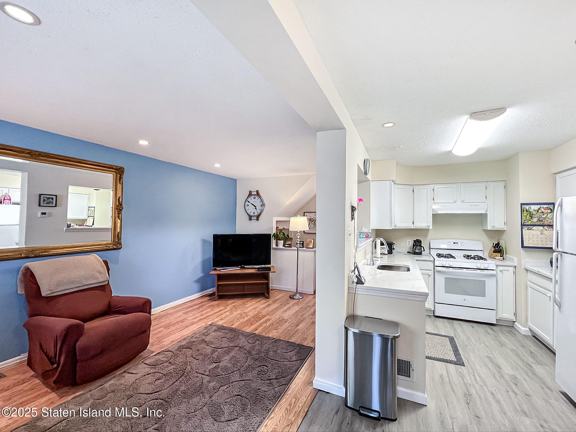 481 Ilyssa Way, Staten Island, NY, 10312 image 11