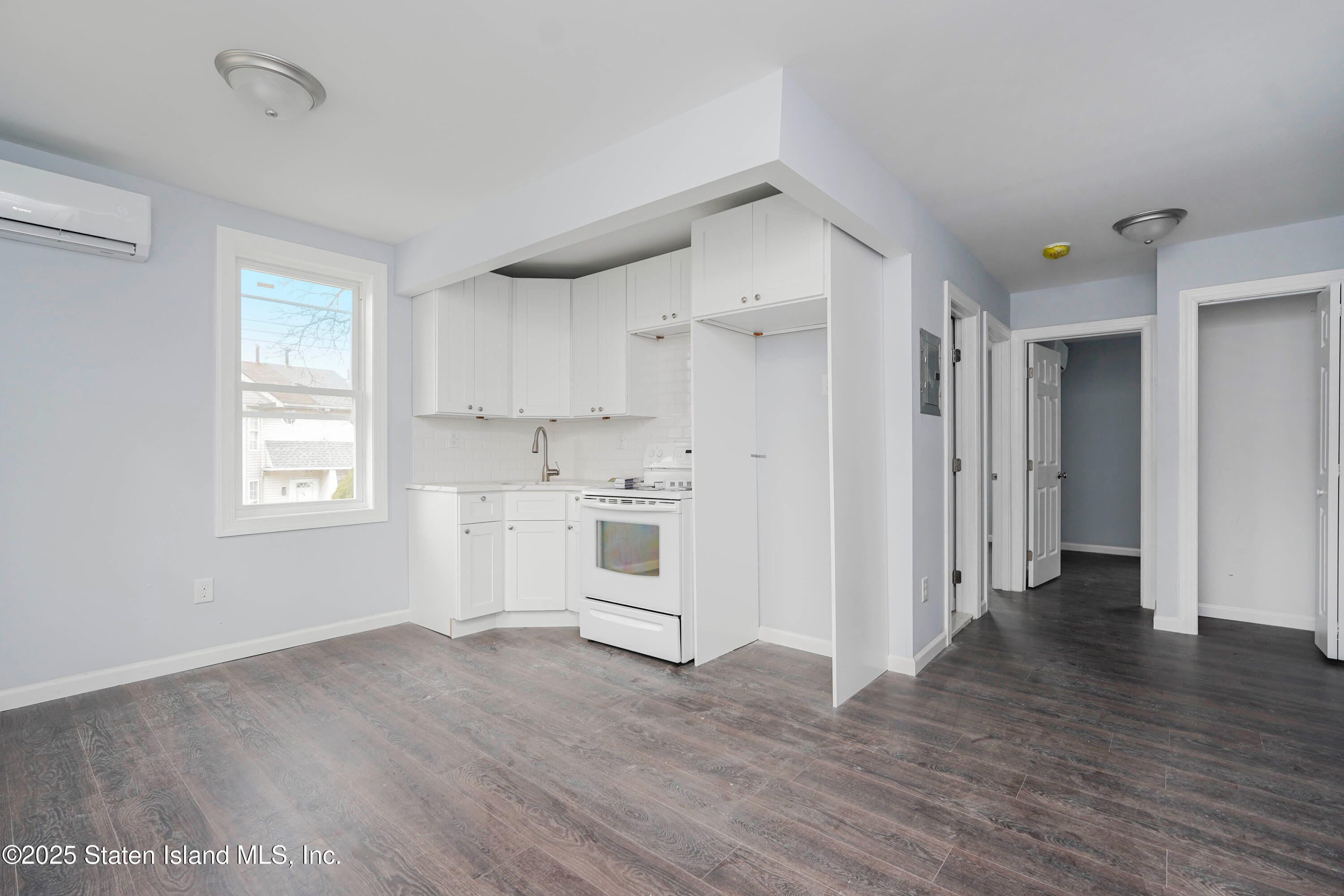 93 Arnold Street Image 4
