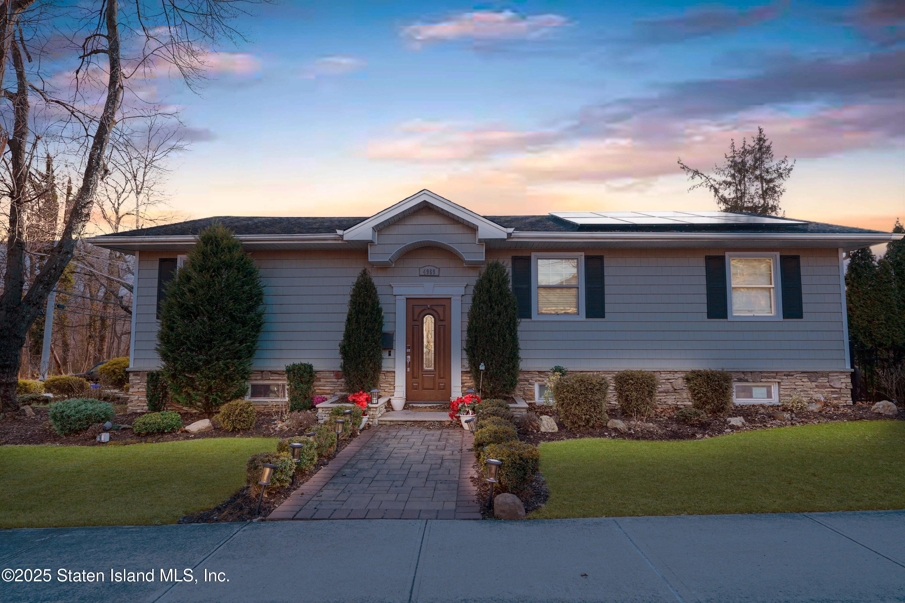 4969 Amboy Road Image 2