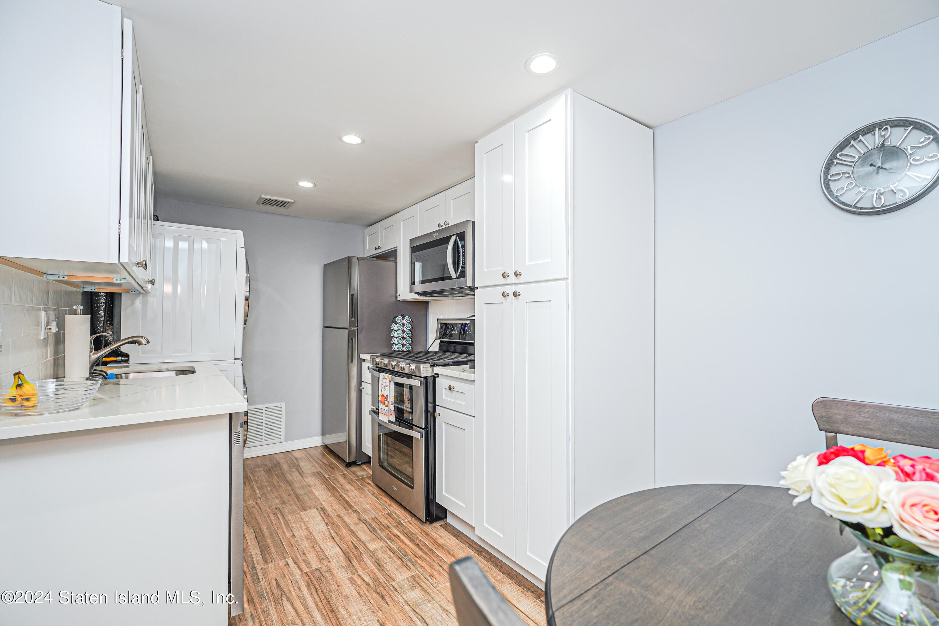 18 Bunnell Court, Staten Island, NY, 10312 image 9