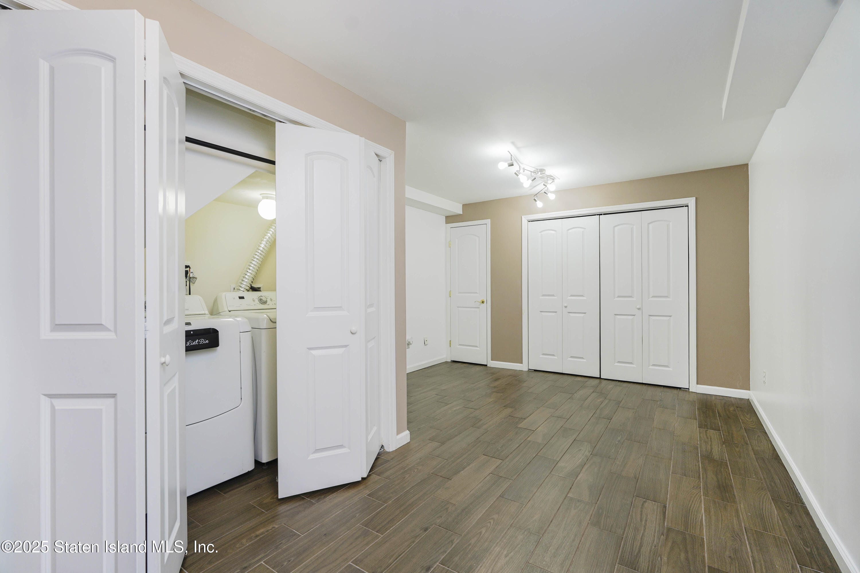 39 Plumtree Lane, Staten Island, NY, 10309 image 30