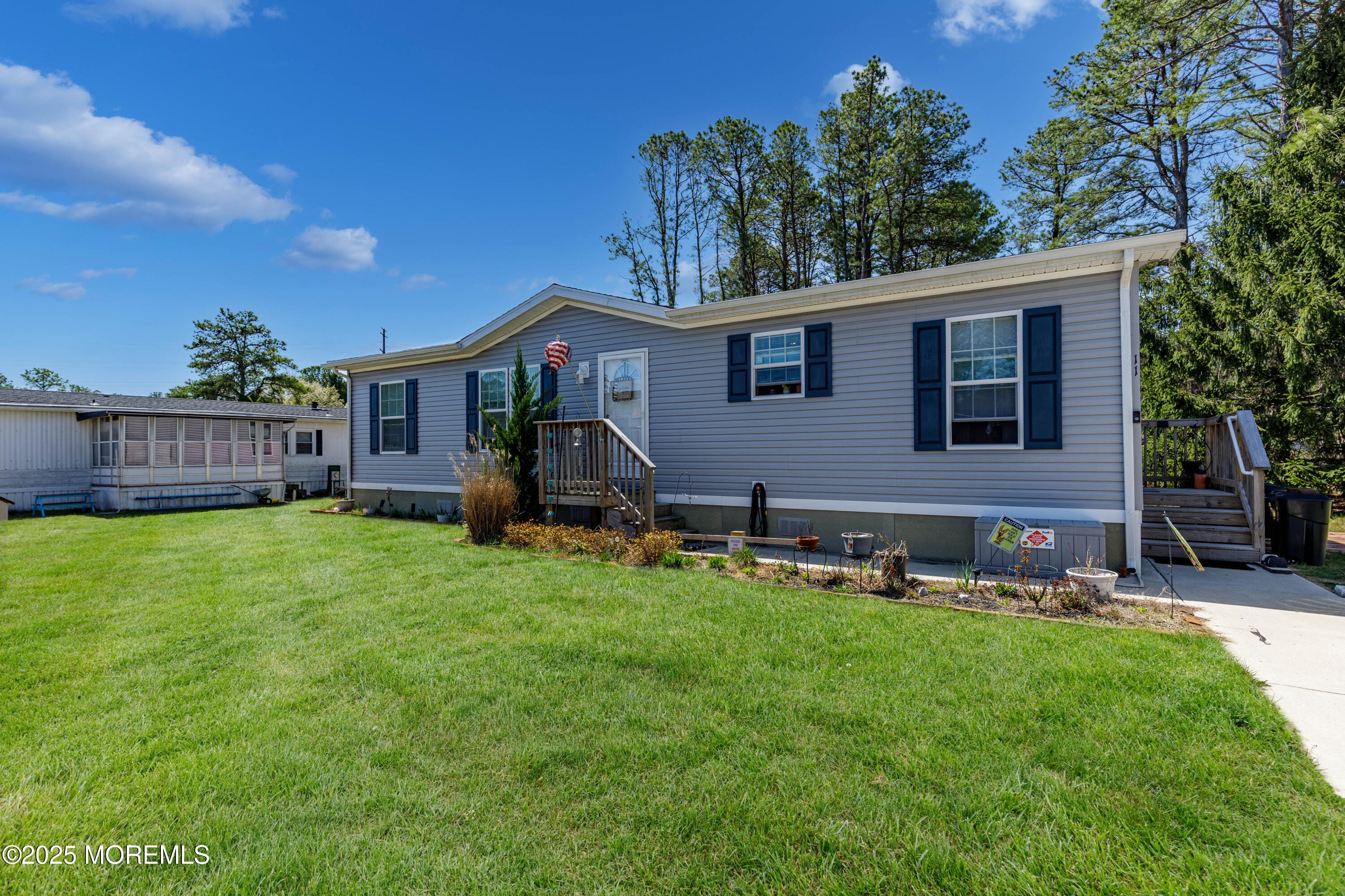 11 Warbler Court Image 1