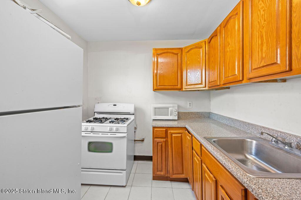 36 Hamilton 6t, Staten Island, NY, 10301 image 15
