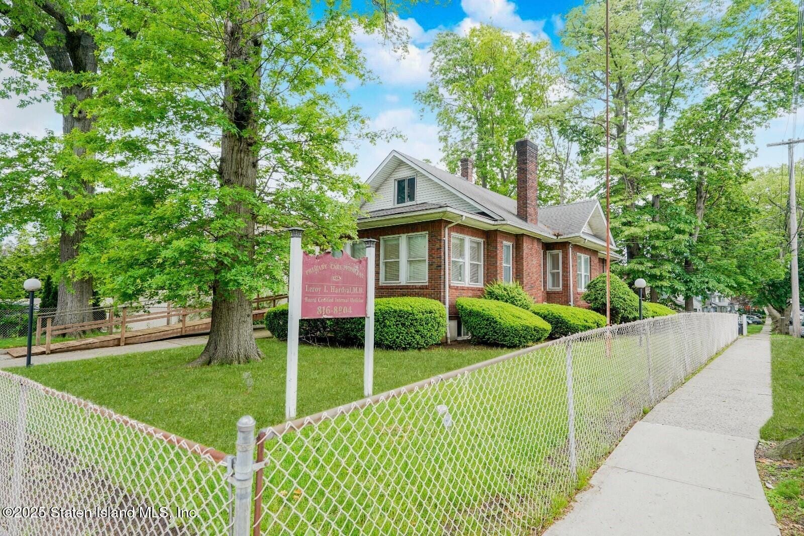 751 Jewett Avenue Image 3