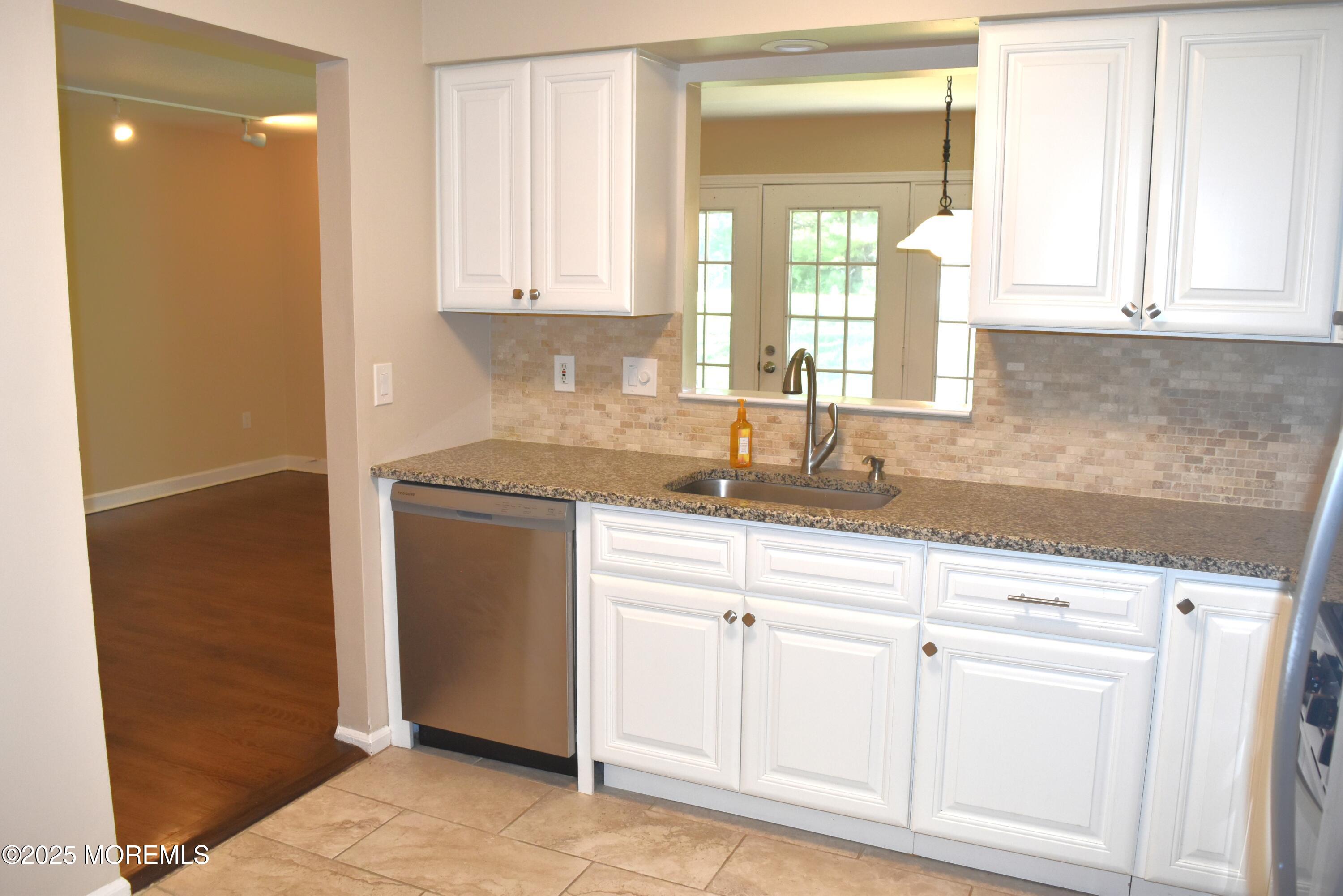 49 Poplar Place, Freehold, NJ, 07728 image 16