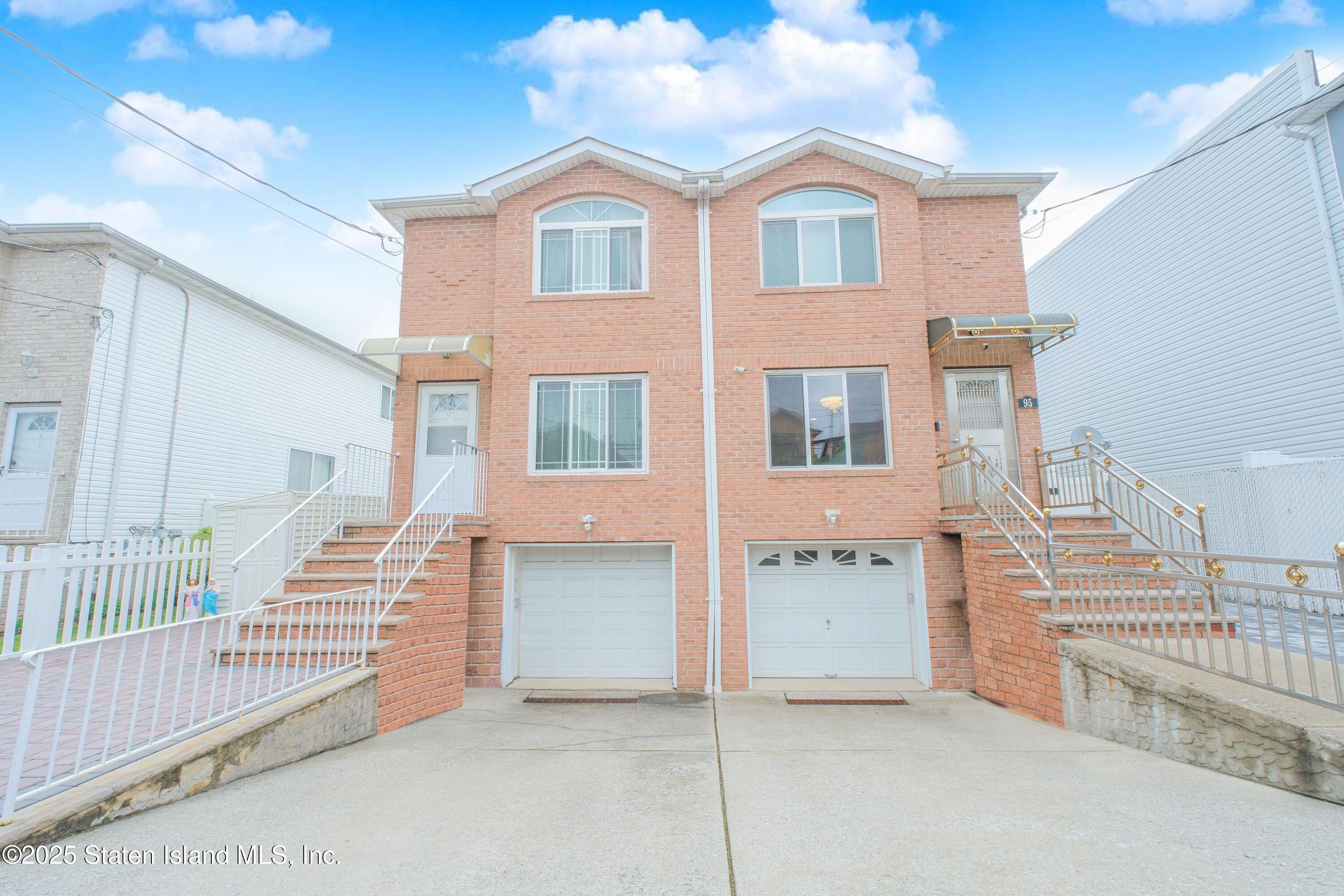 95 Burke Avenue Image 1