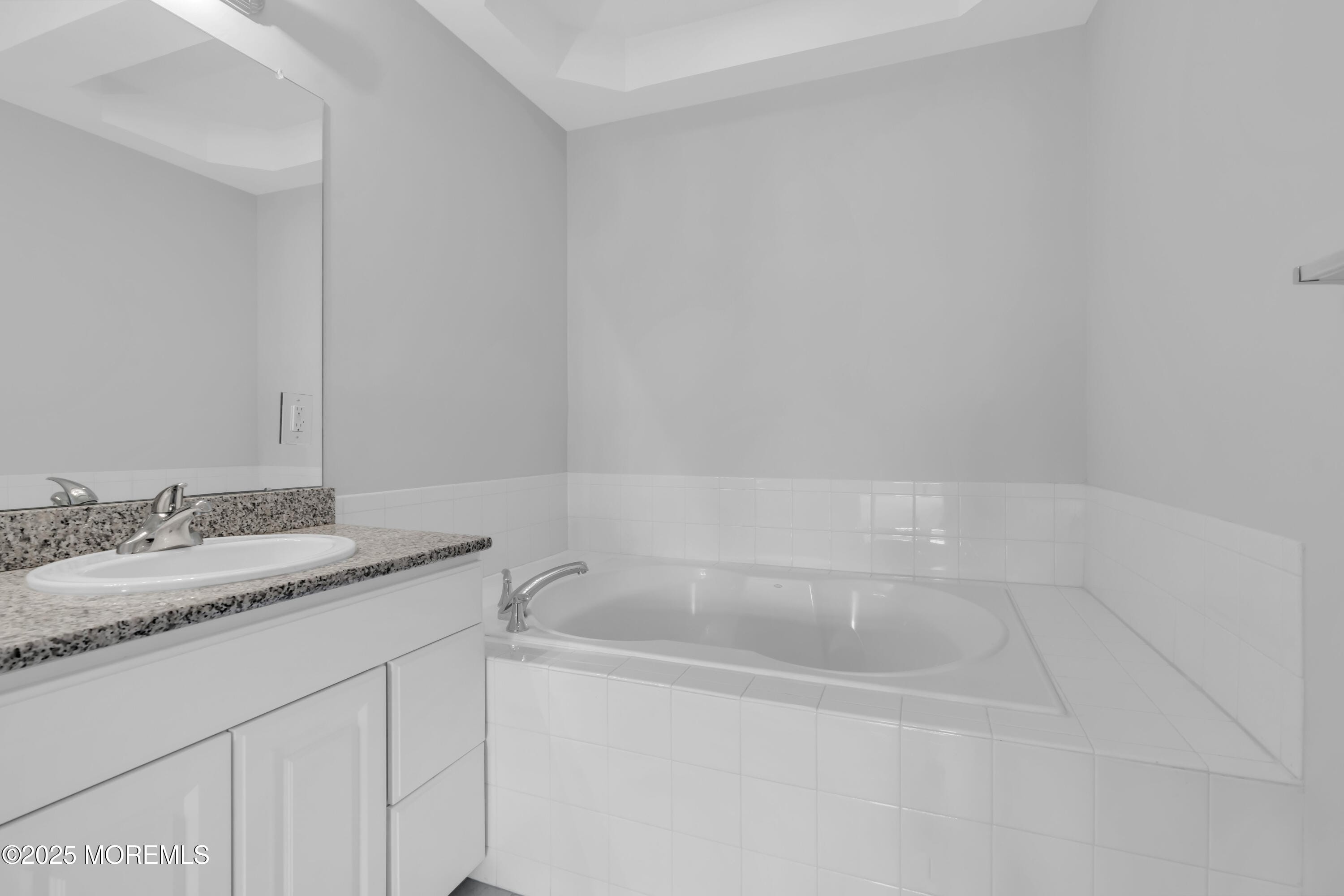 7 Centre Street 1303, Ocean Twp, NJ, 07712 image 11