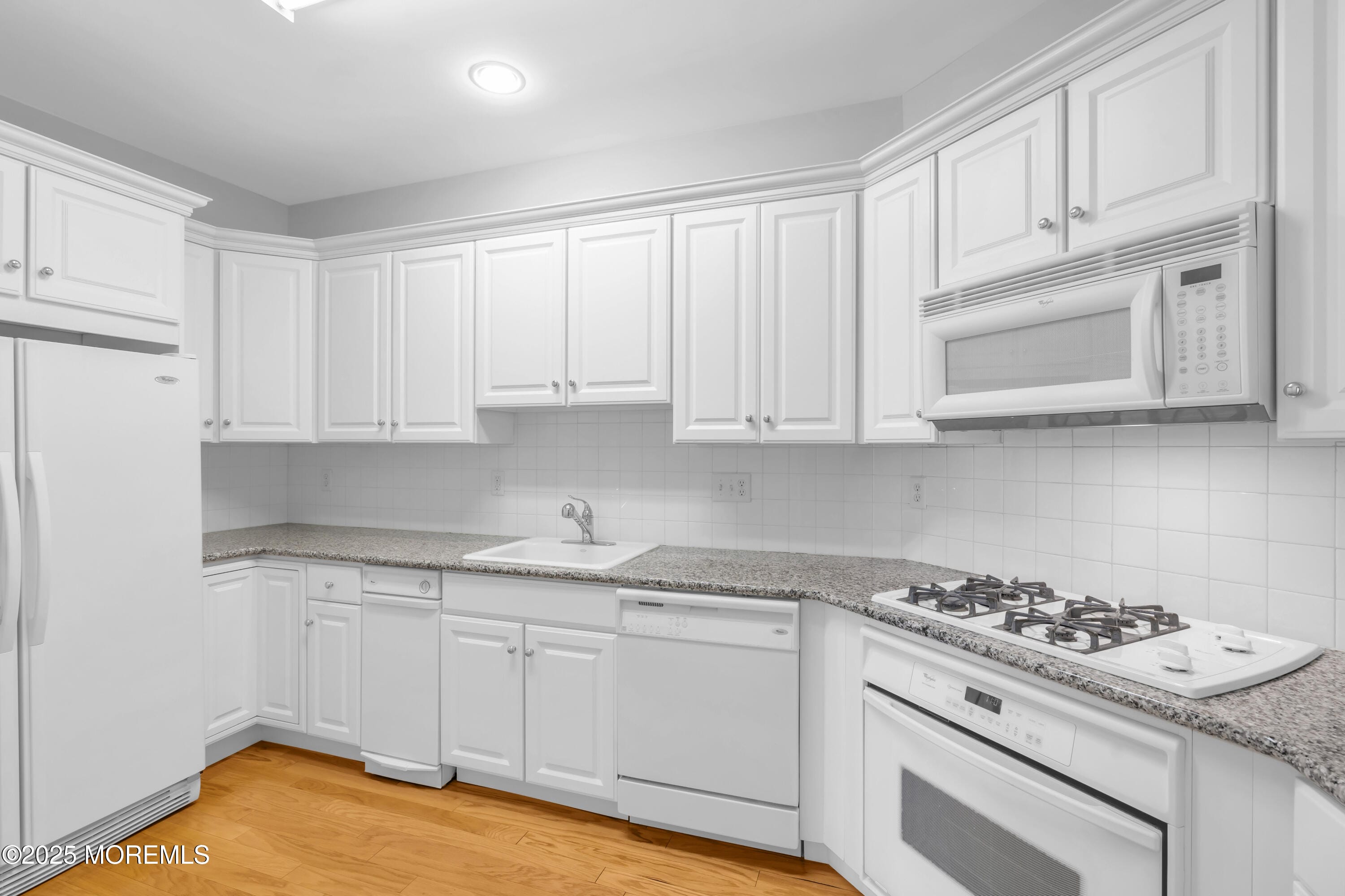 7 Centre Street 1303, Ocean Twp, NJ, 07712 image 22