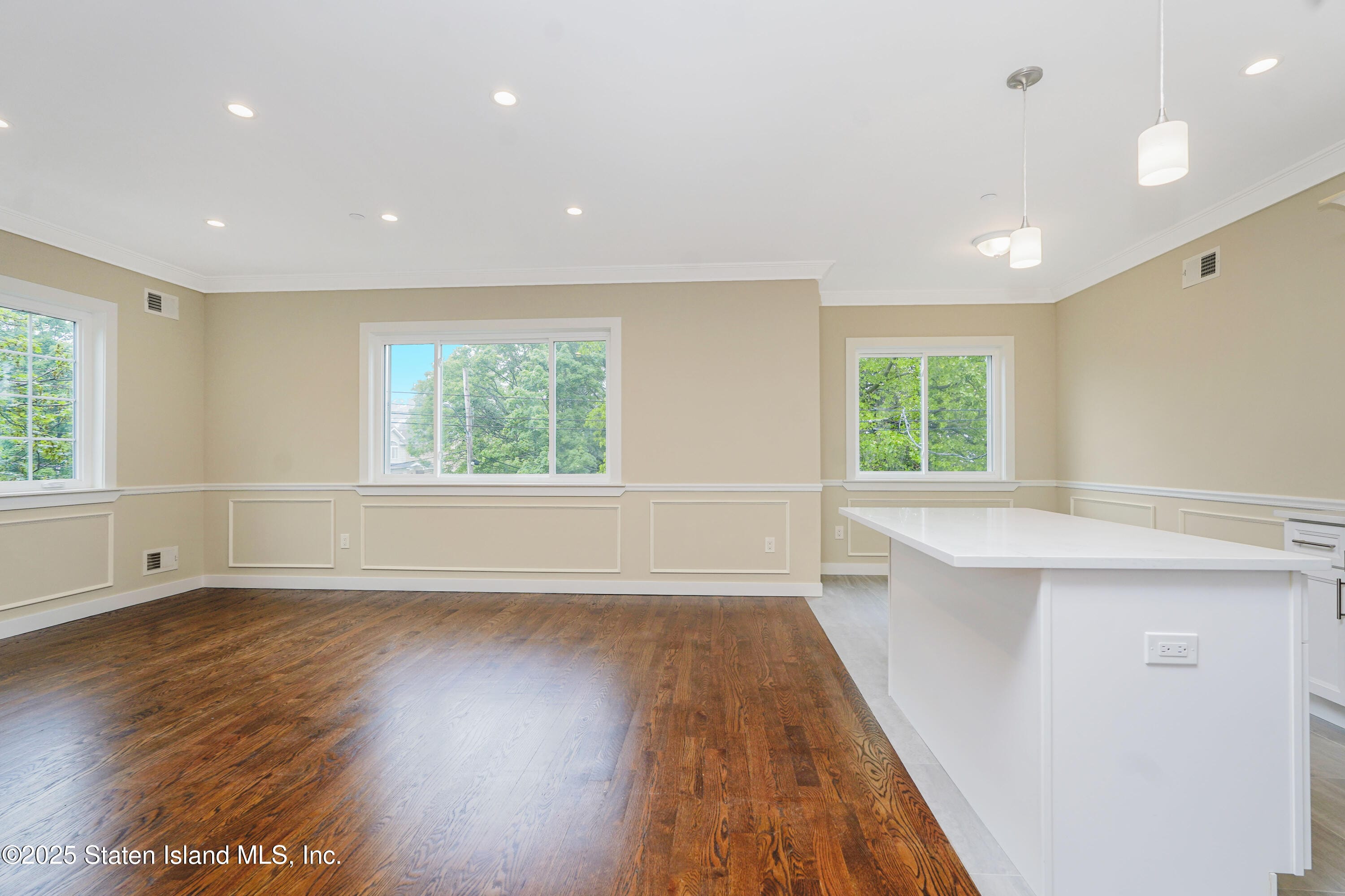 70 Plattsburg Street, Staten Island, NY, 10304 image 33