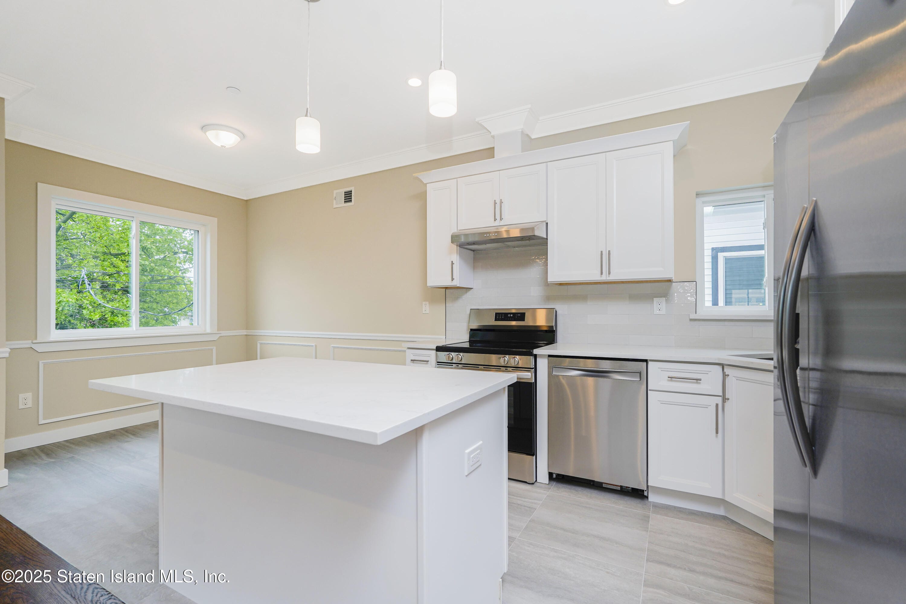 70 Plattsburg Street, Staten Island, NY, 10304 image 37