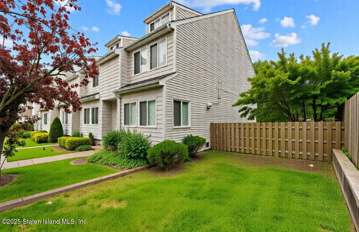 80 Dinsmore Street A Image 3