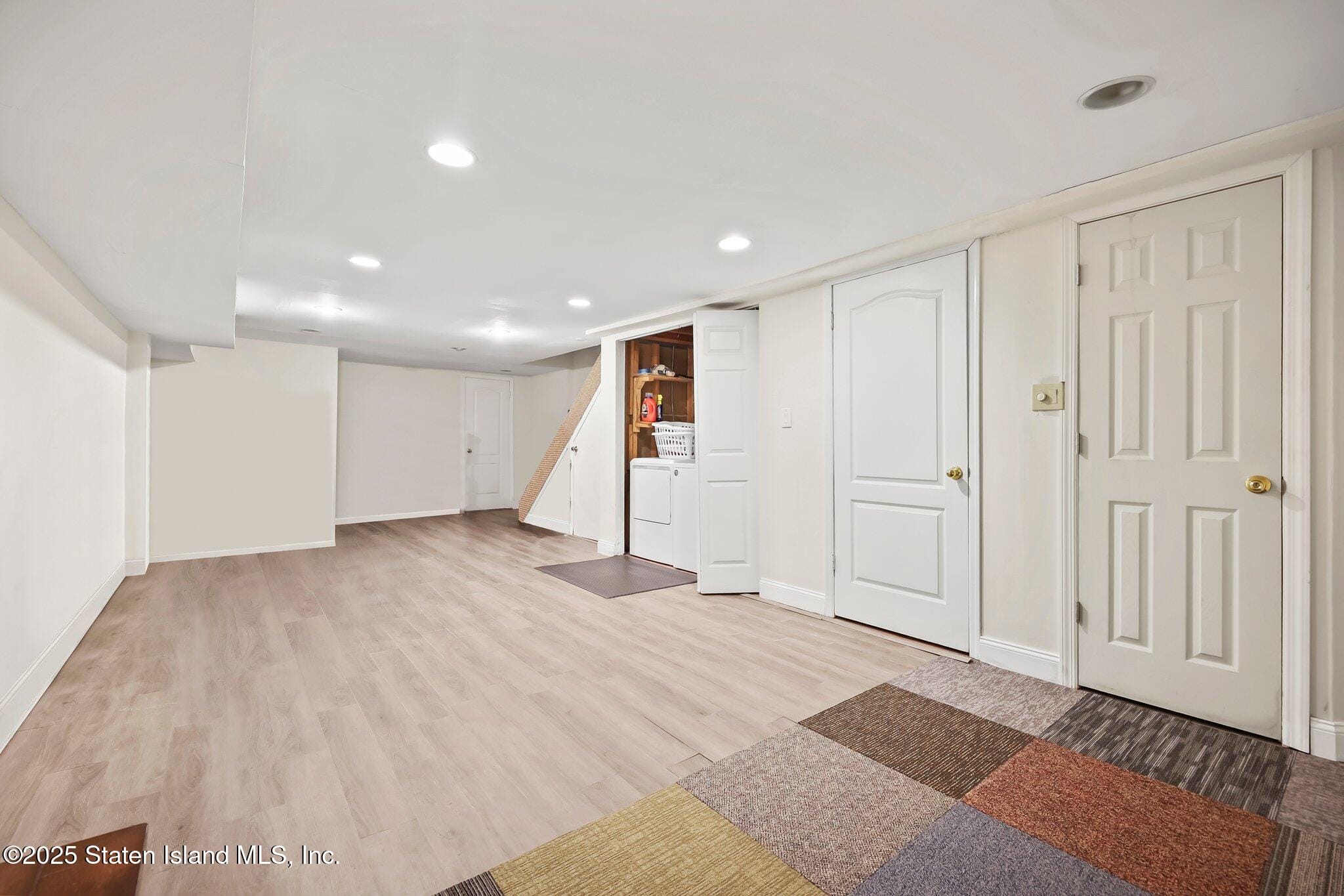 550 Golf View Court, Staten Island, NY, 10314 image 24