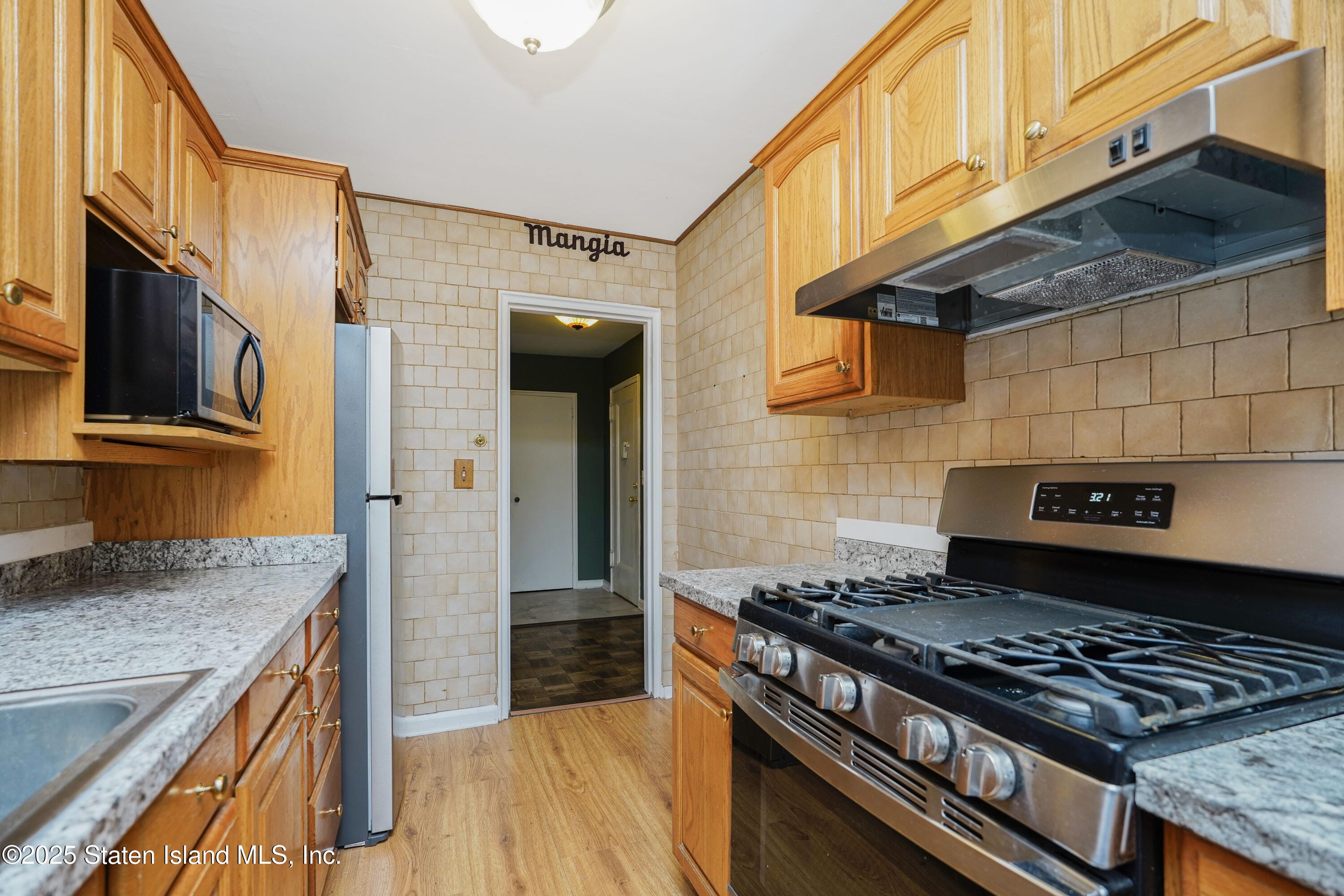 585 Castleton Avenue 1c, Staten Island, NY, 10301 image 8