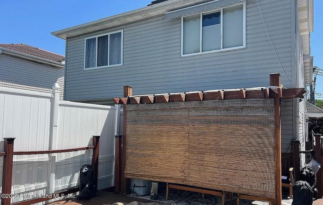 2054 Richmond Avenue Image 4