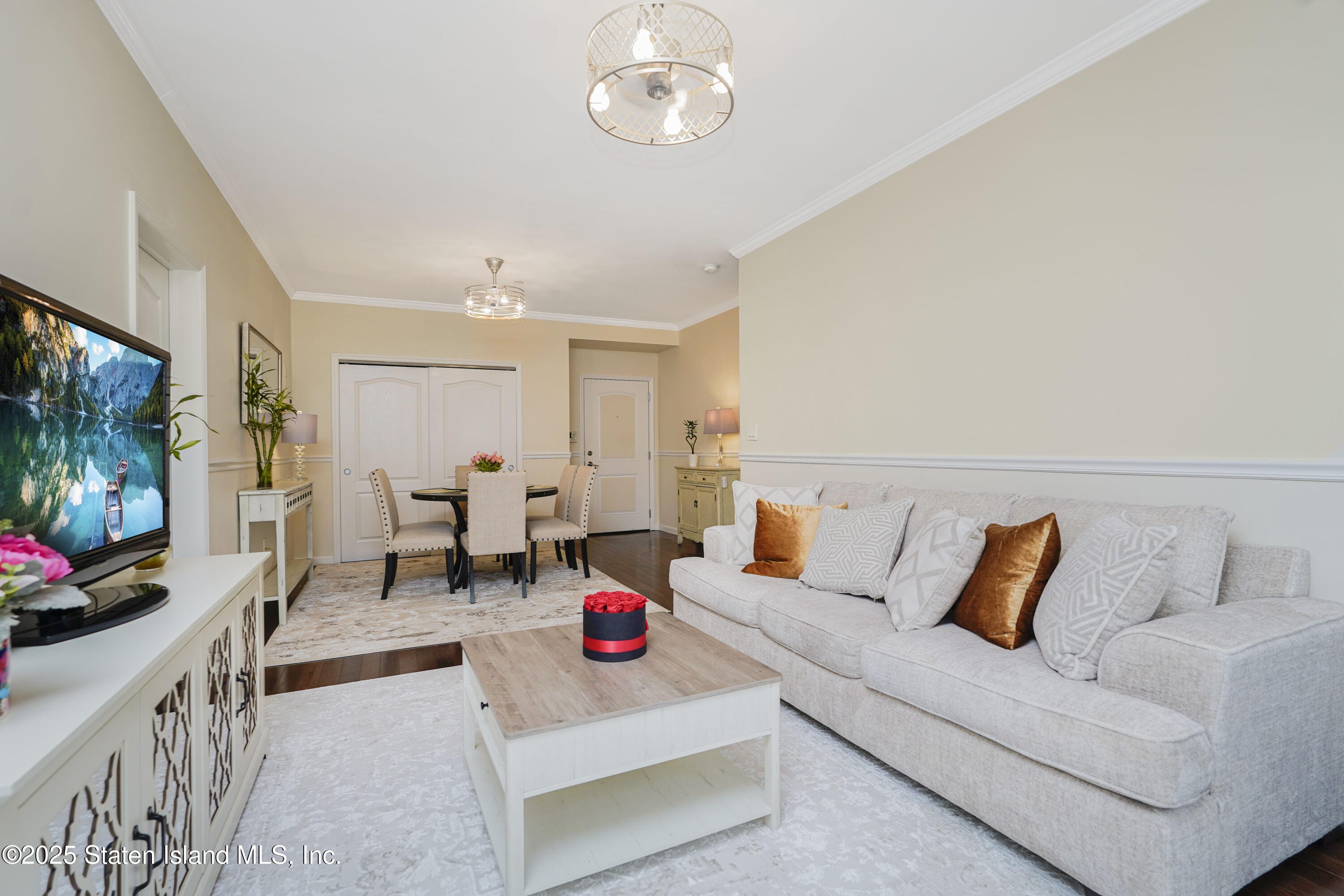 1235 Forest Hill Road 2e, Staten Island, NY, 10314 image 8