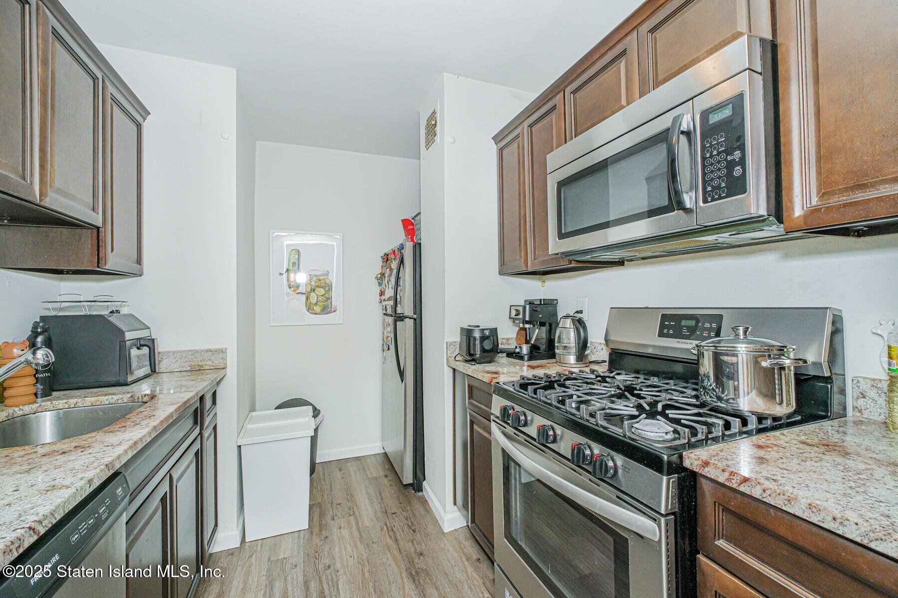 100 Colfax Avenue 4 B, Staten Island, NY, 10305 image 10