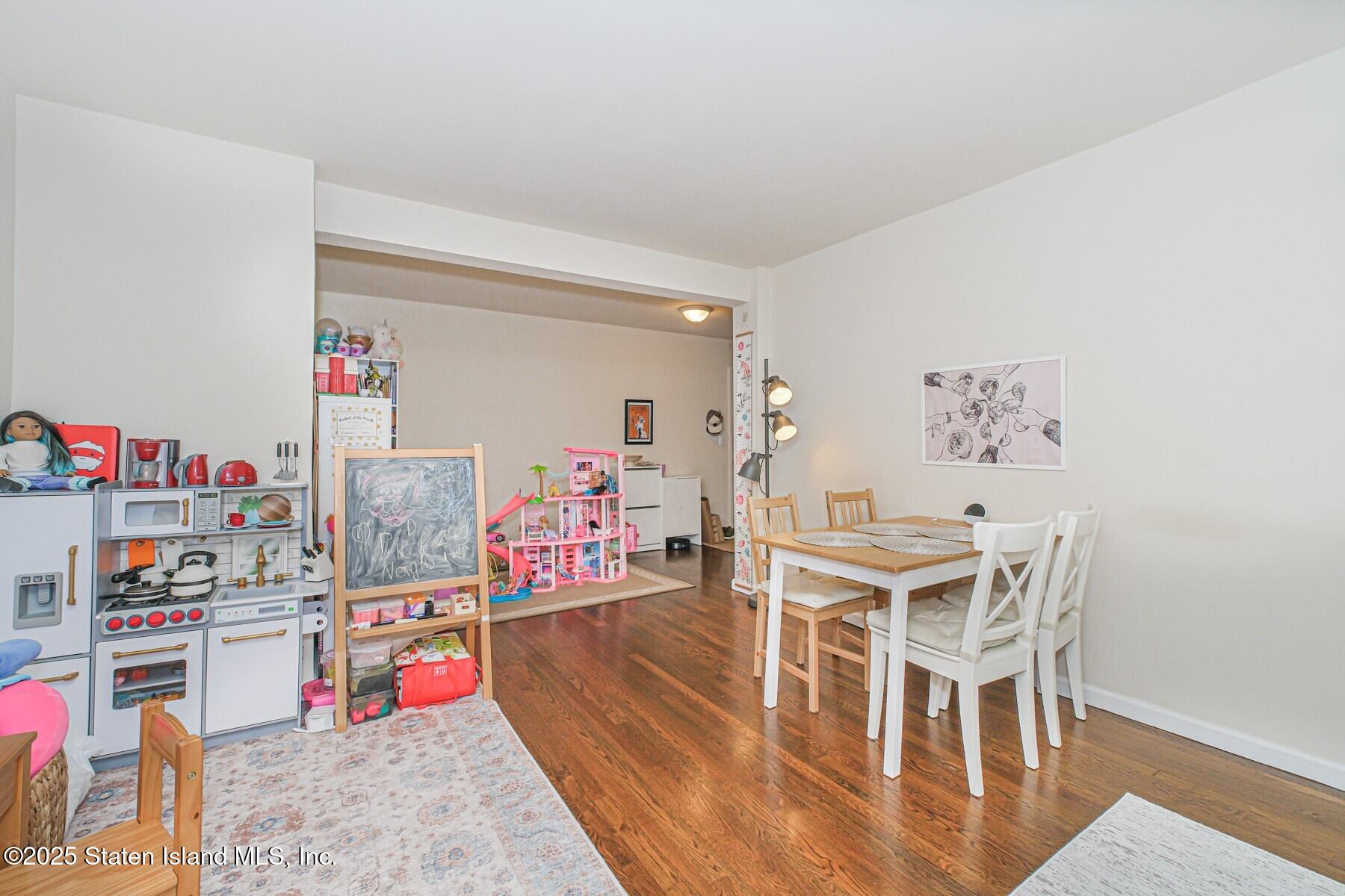 100 Colfax Avenue 4 B, Staten Island, NY, 10305 image 18