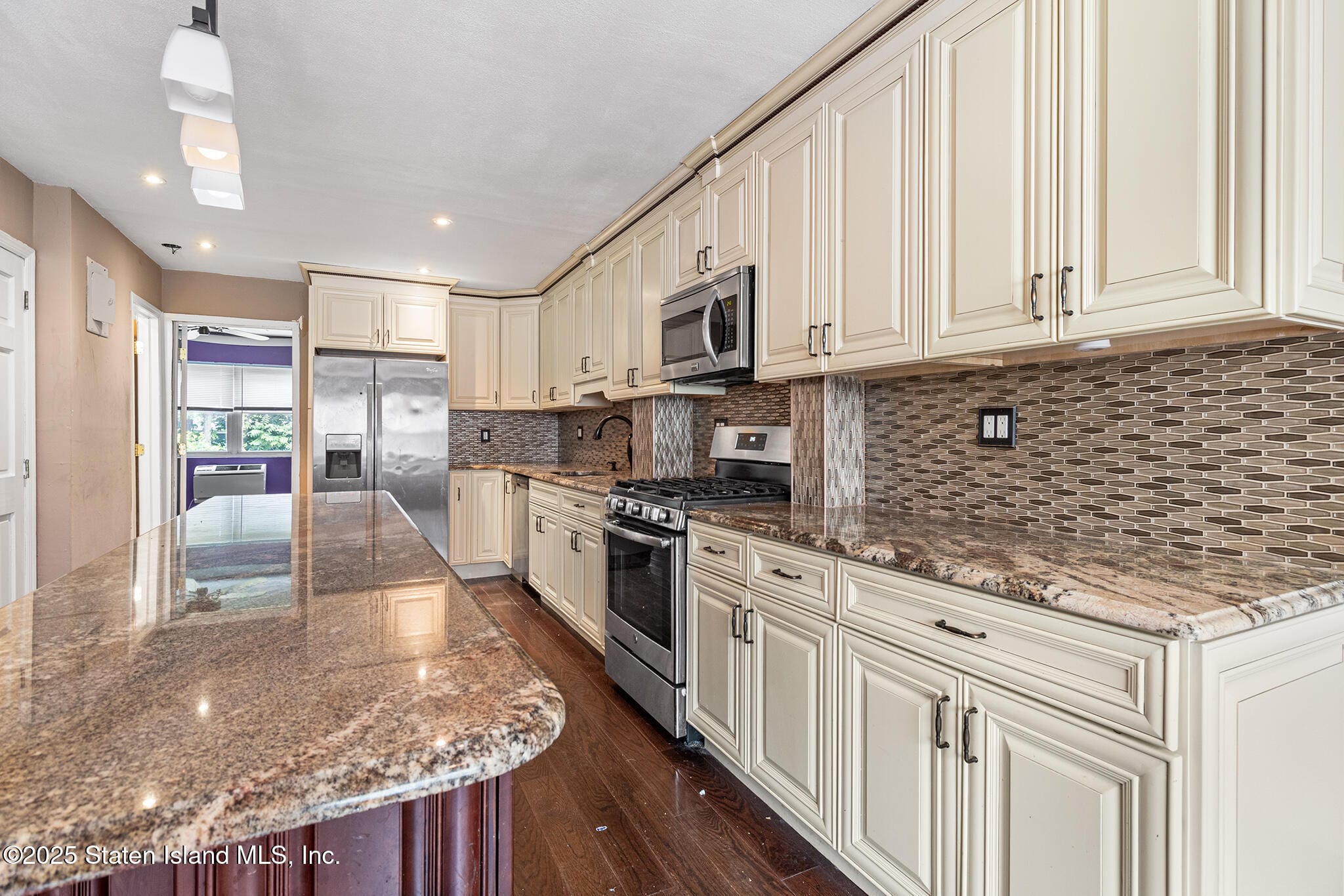 52 Francine Court A, Staten Island, NY, 10306 image 12