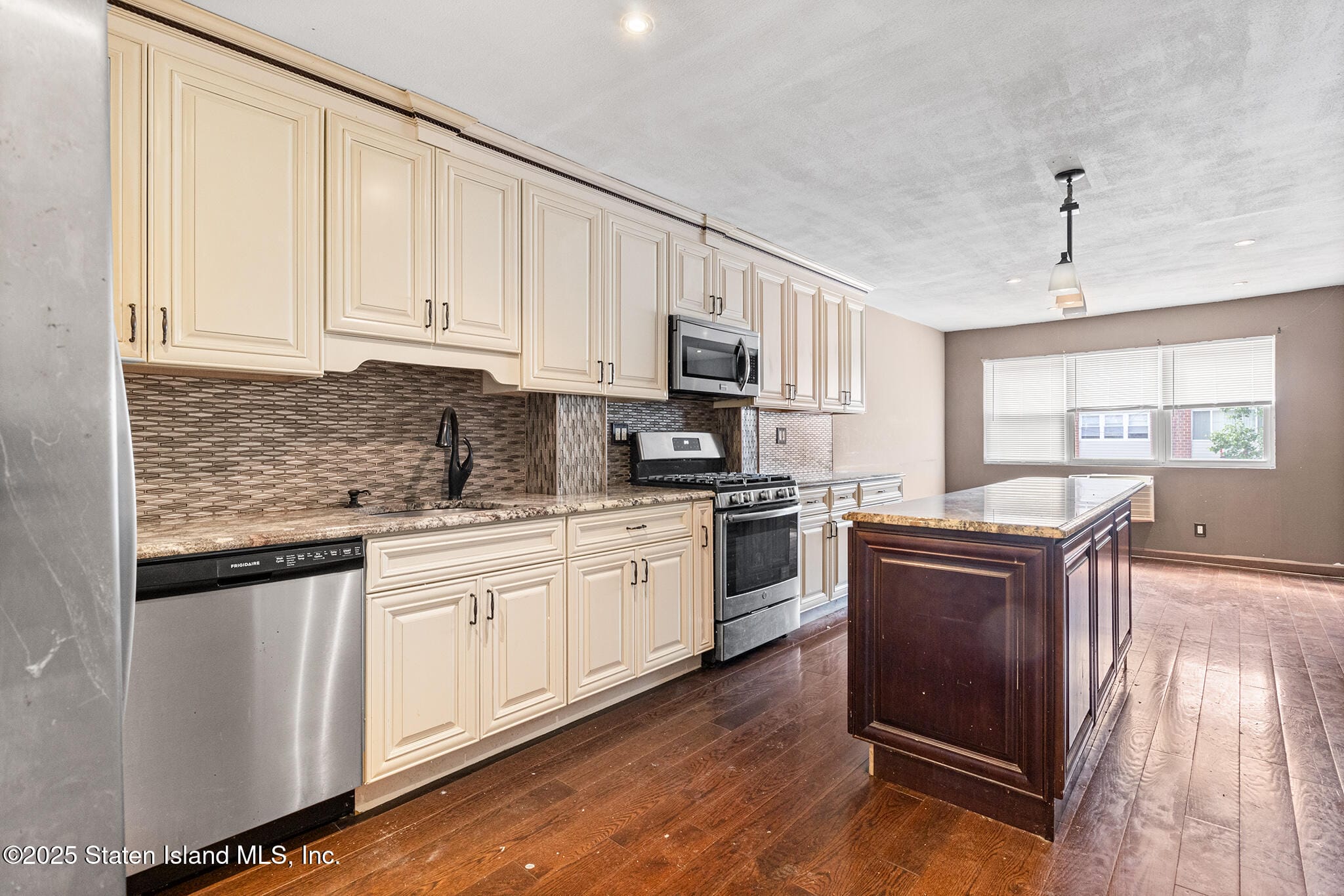 52 Francine Court A, Staten Island, NY, 10306 image 13