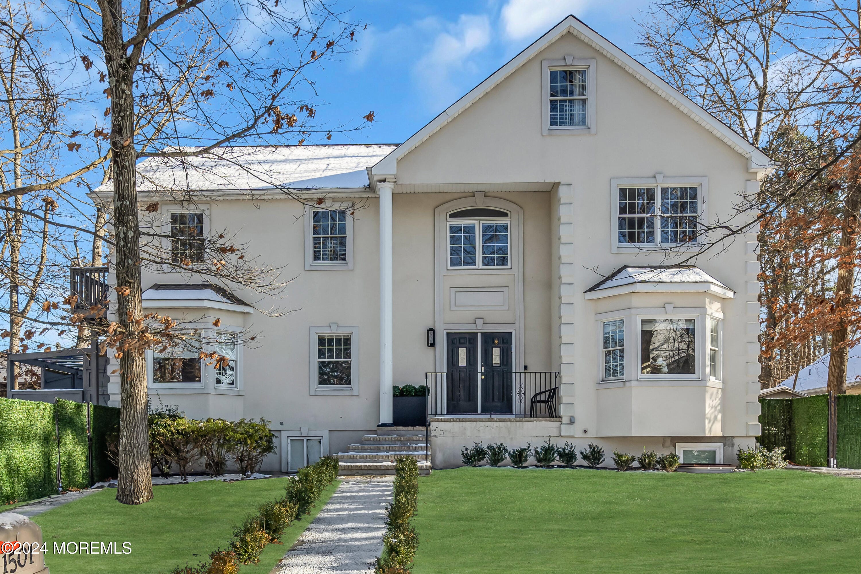 1501 Pine Park Avenue Image 2