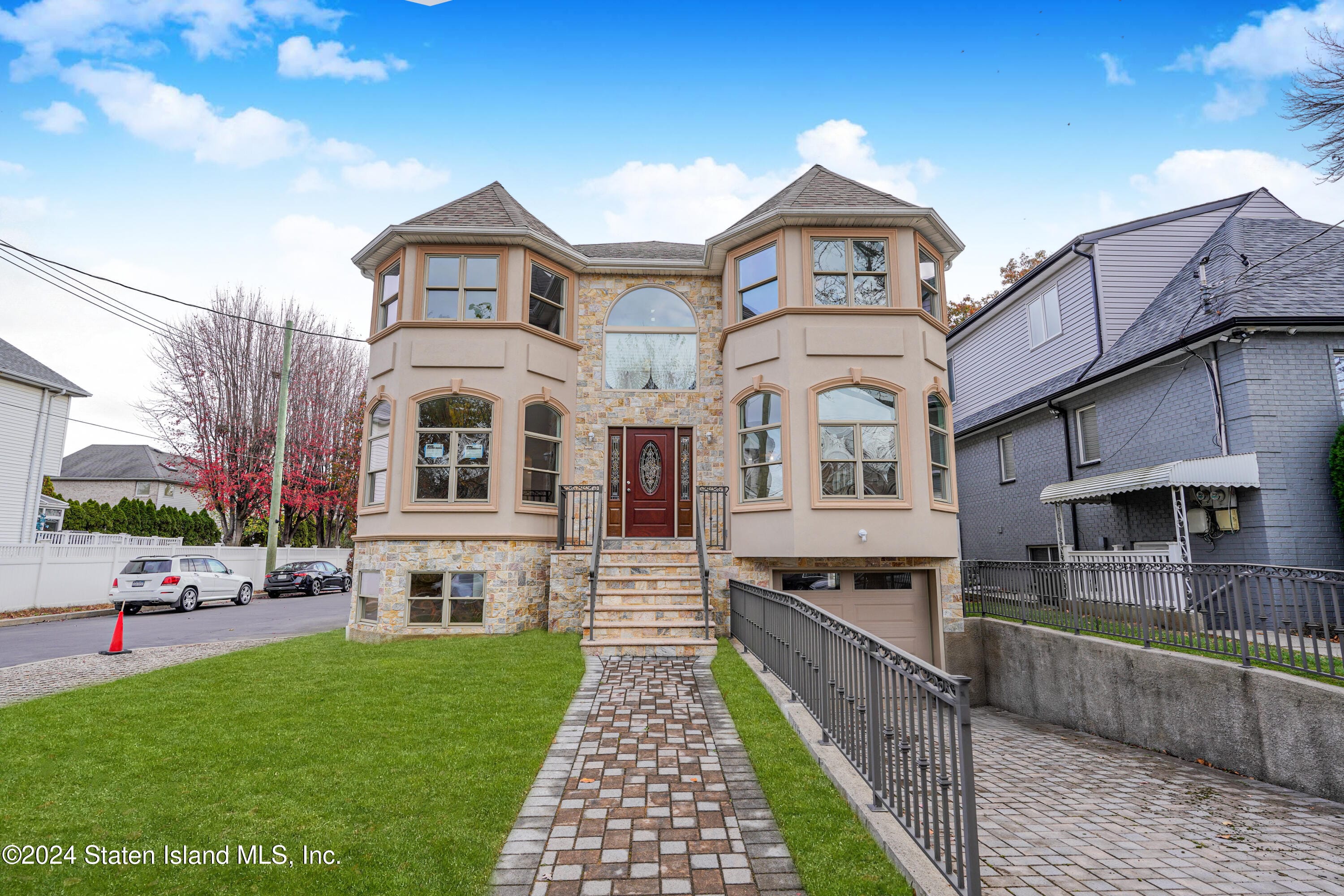 101 Bedell Avenue Image 1