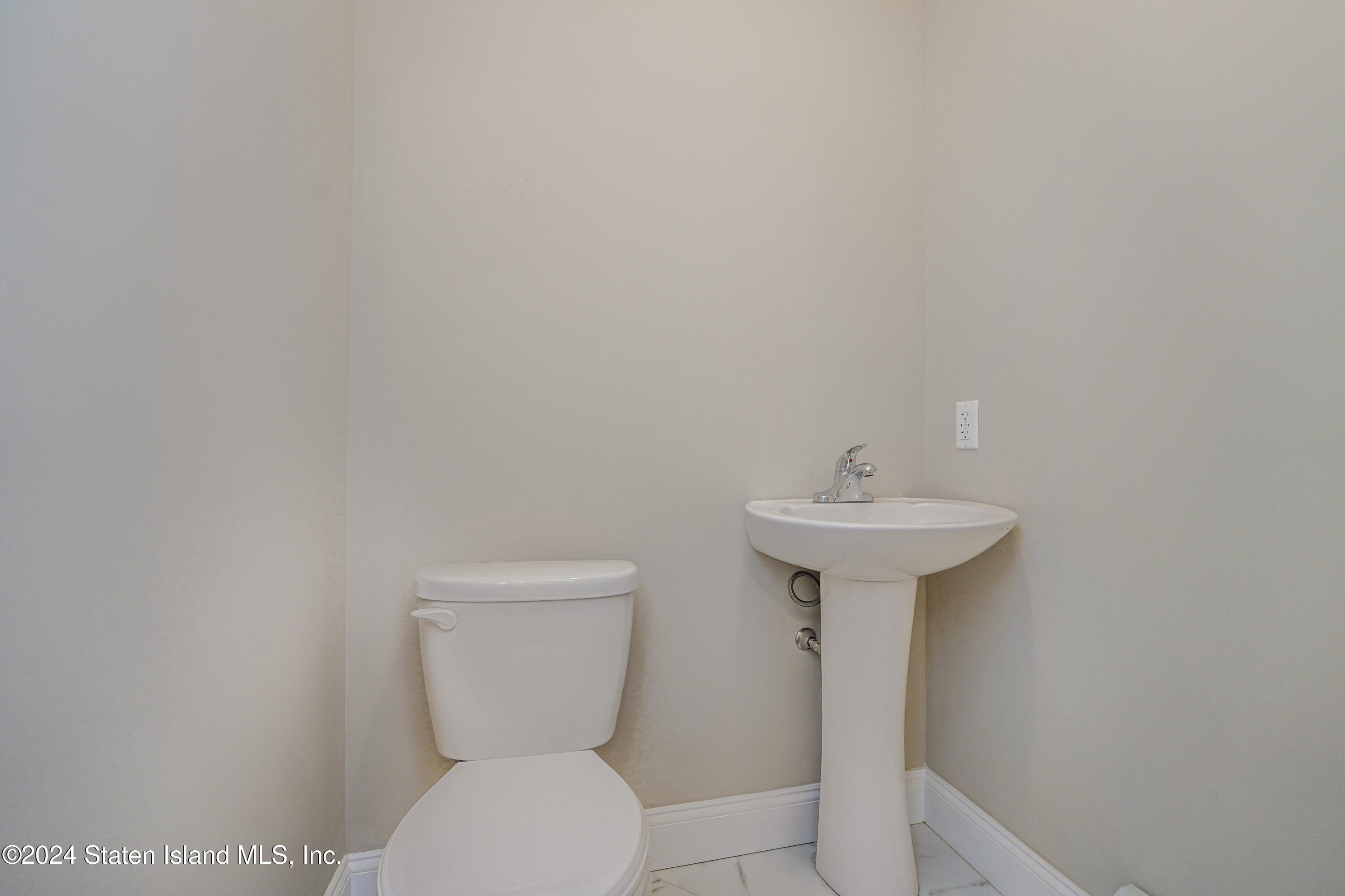 101 Bedell Avenue, Staten Island, NY, 10307 image 17