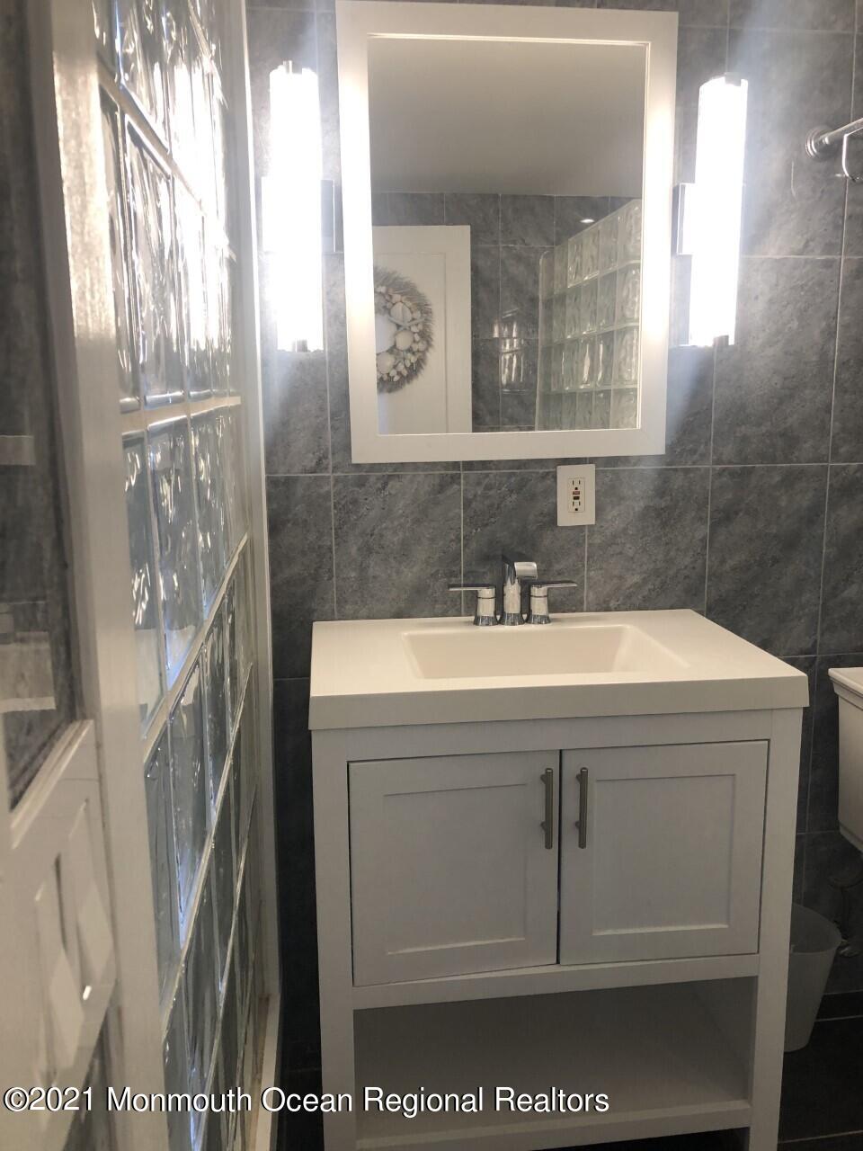 42 Village Road 42, Sea Bright, NJ, 07760 image 21