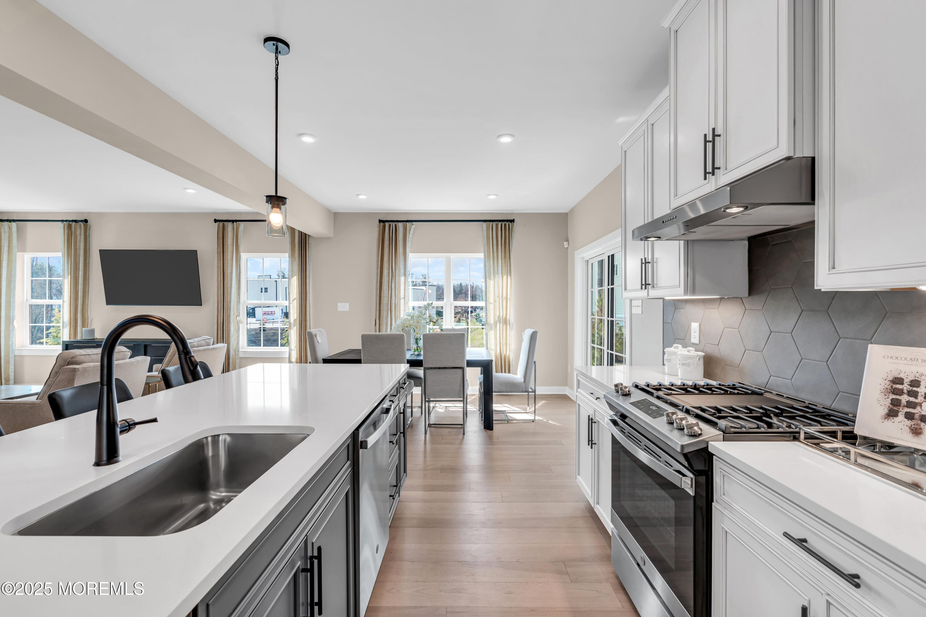 43 Charleston Street, Farmingdale, NJ, 07727 image 19