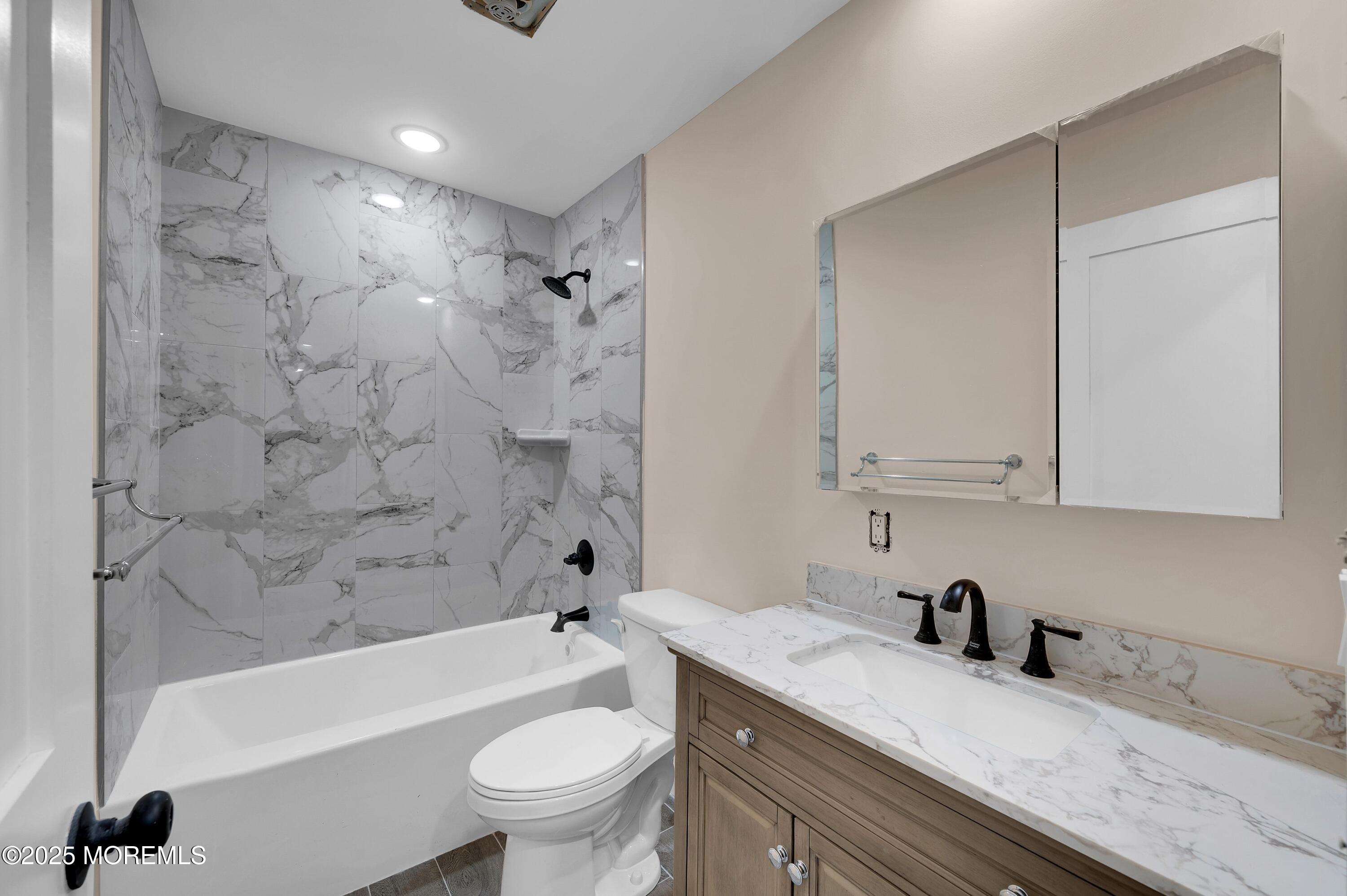 484 S Laurel Avenue, Hazlet, NJ, 07730 image 25