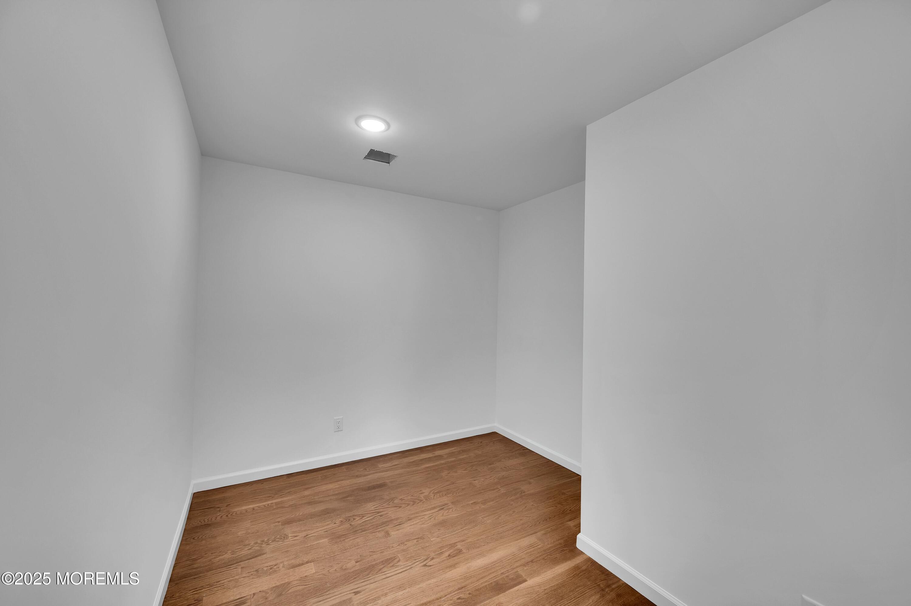 484 S Laurel Avenue, Hazlet, NJ, 07730 image 18