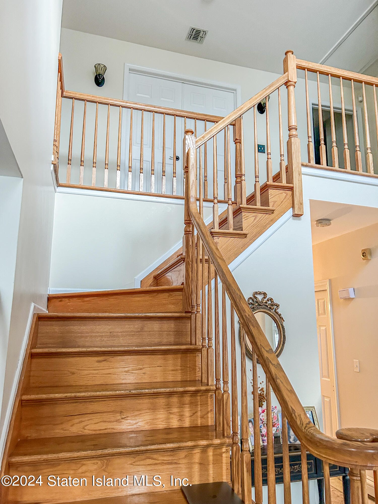 24 Sapphire Court Image 3