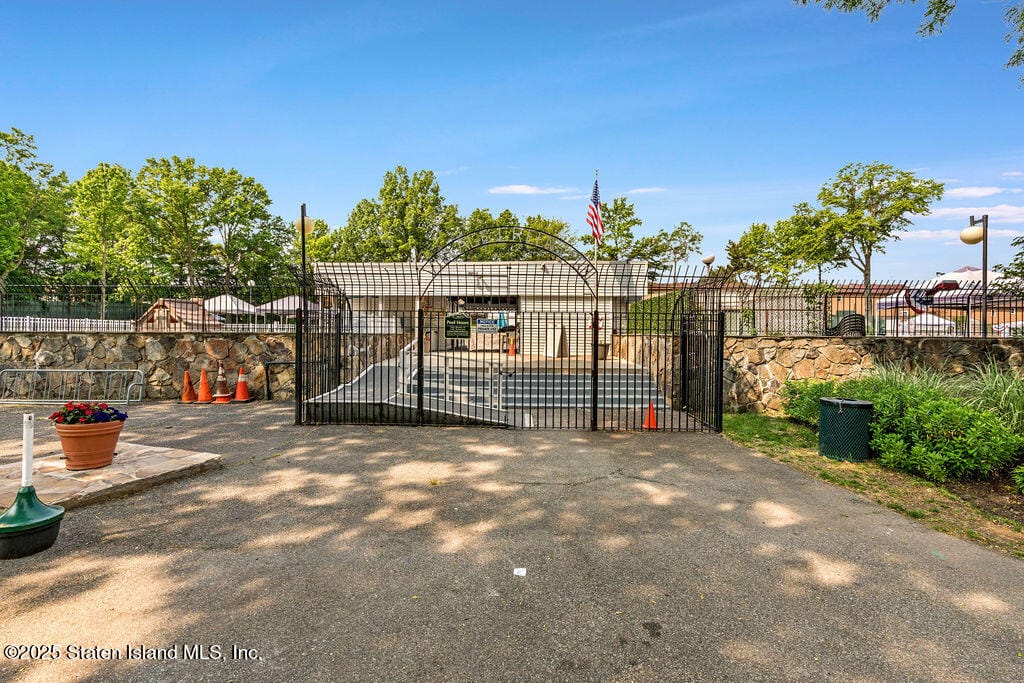 234 Dover Green, Staten Island, NY, 10312 image 23
