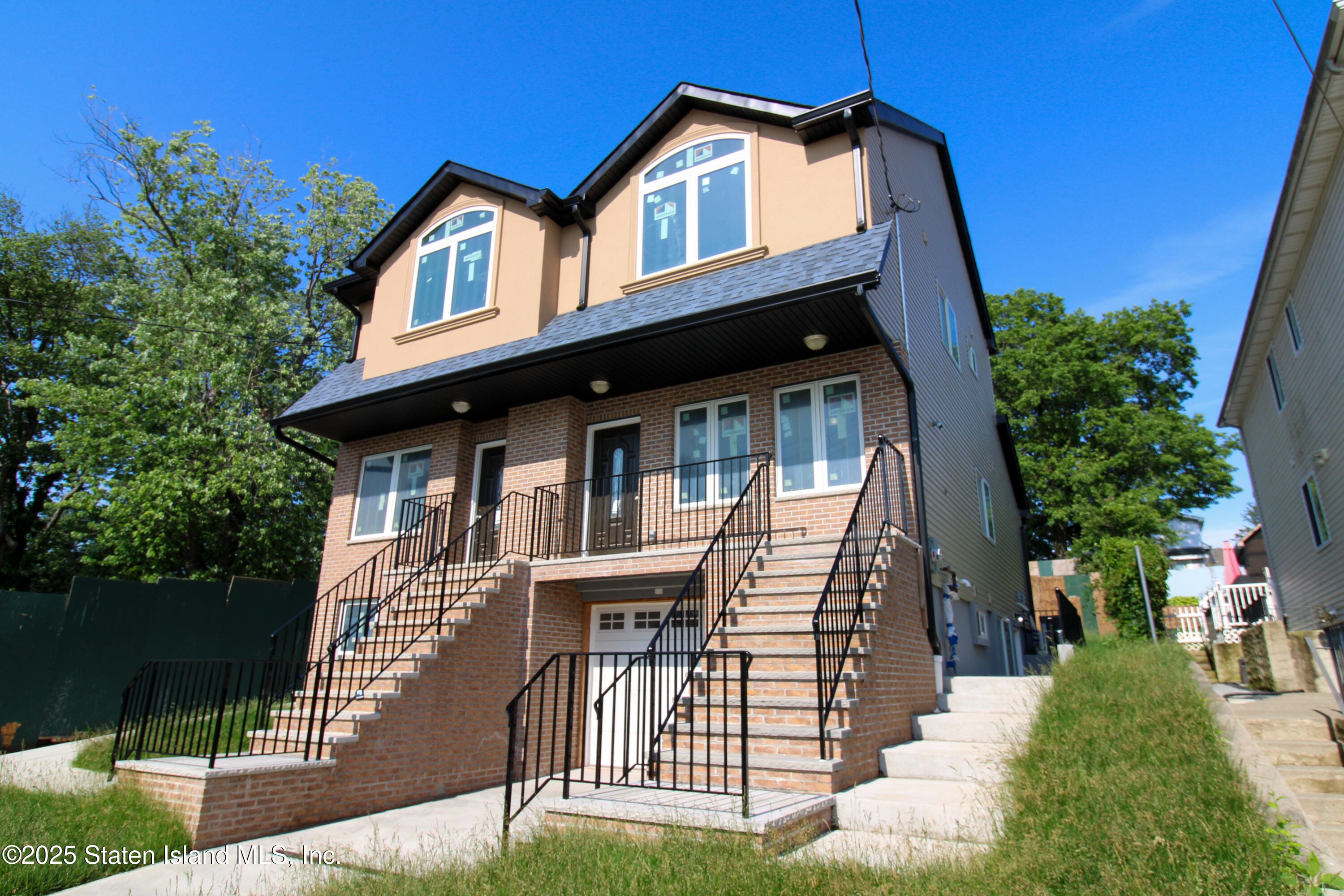 85 Perry Avenue Image 2