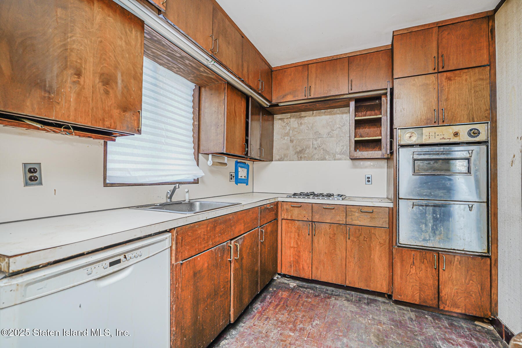 87 Louis Street, Staten Island, NY, 10301 image 7