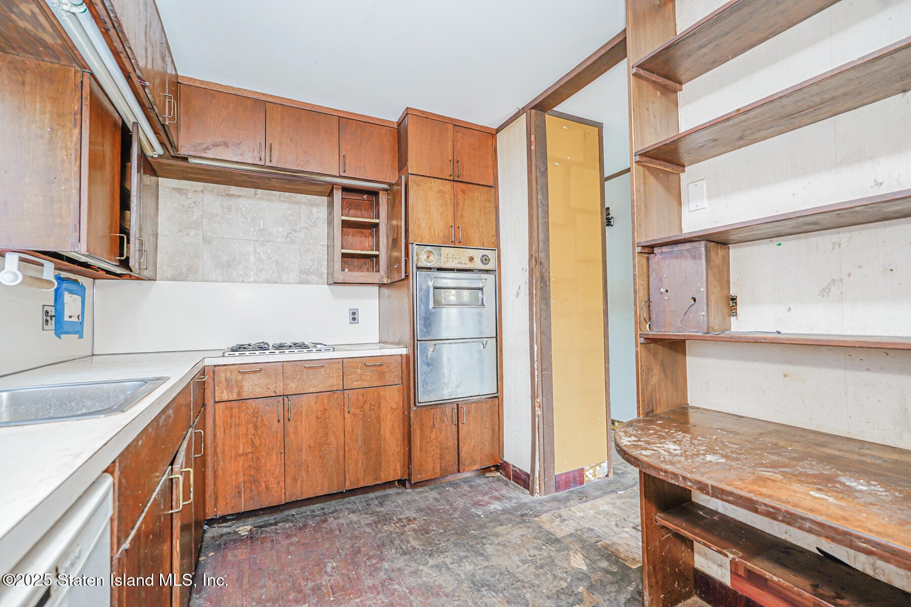 87 Louis Street, Staten Island, NY, 10301 image 9