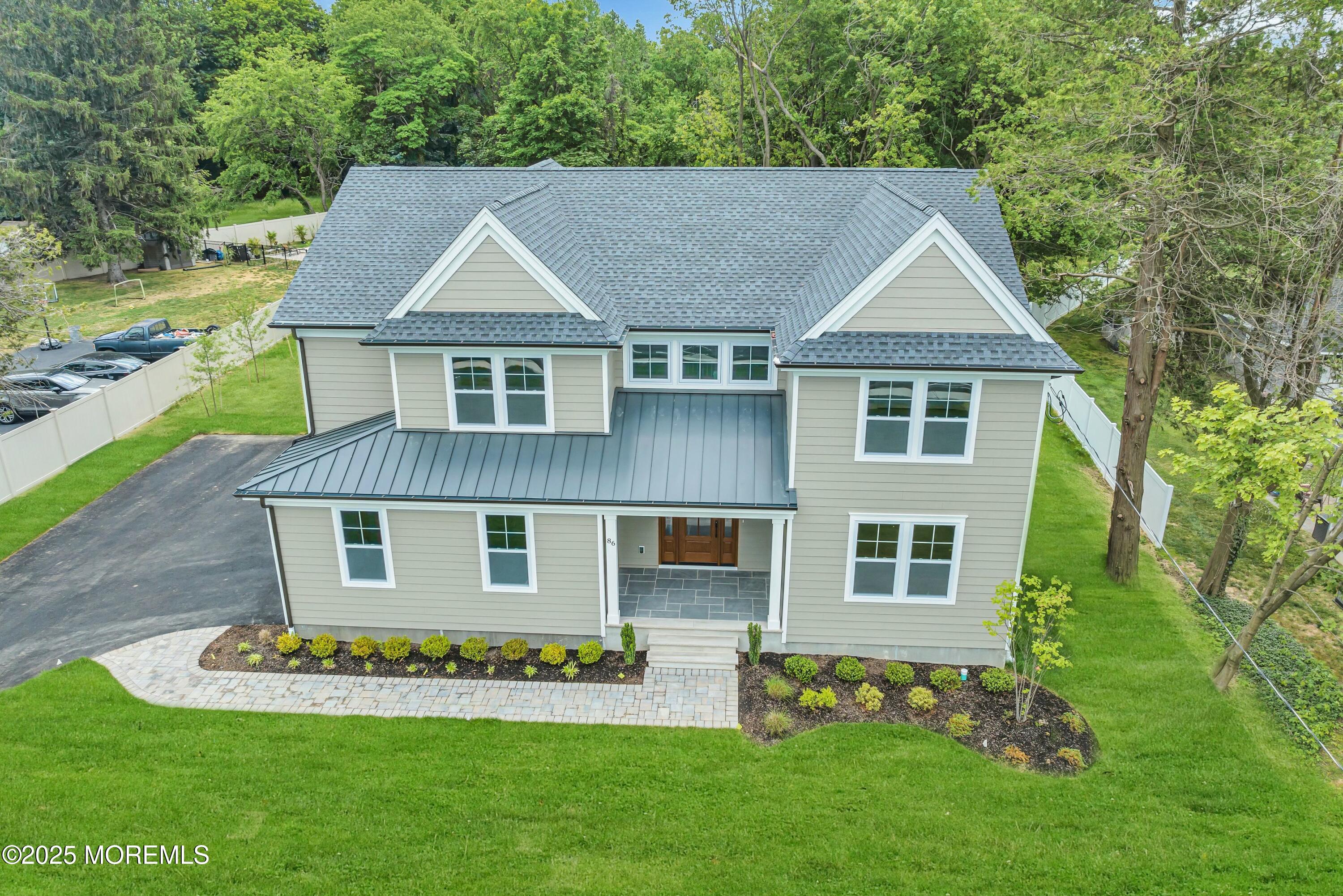 86 Wall Street Image 3