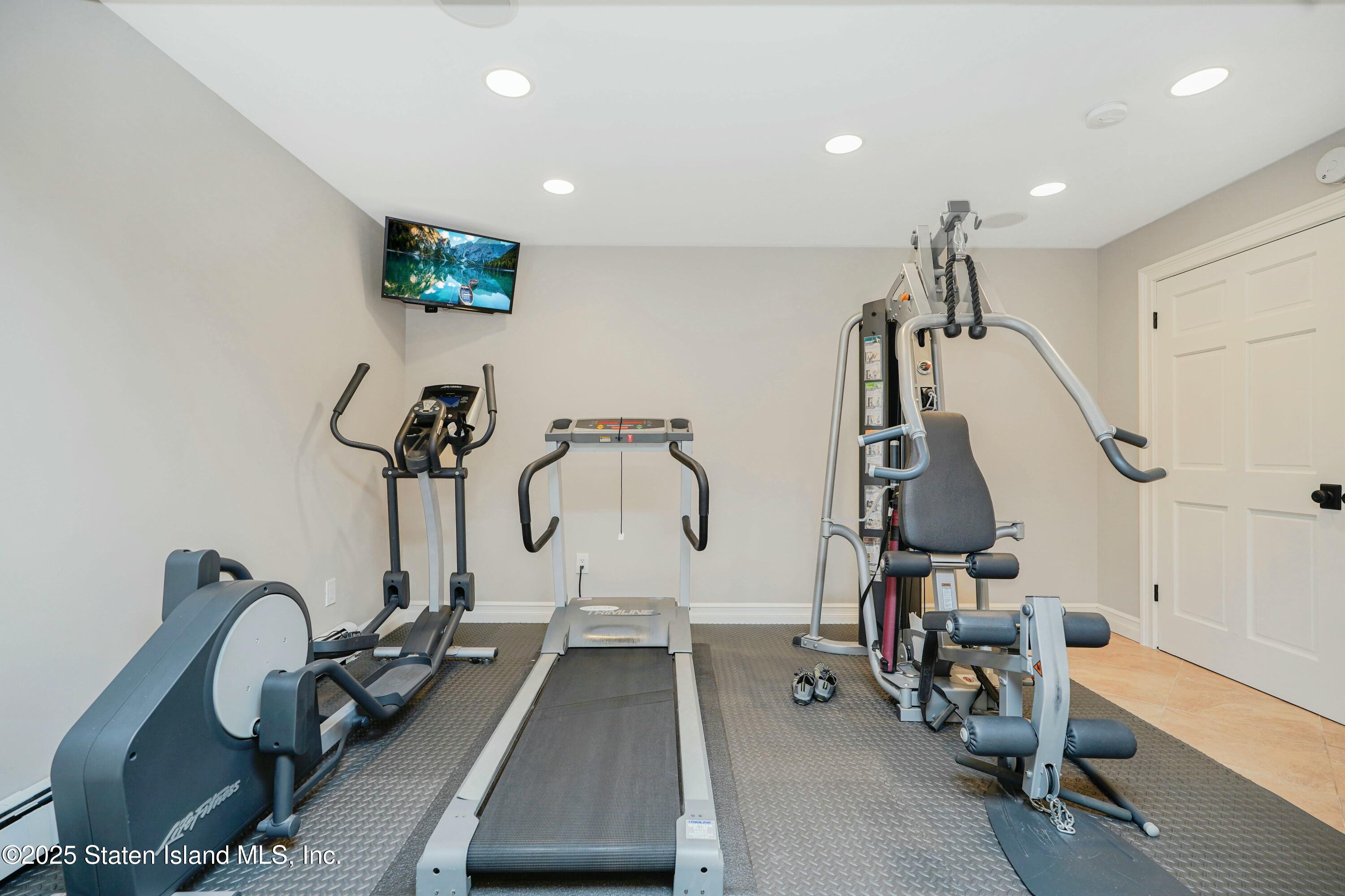 274 South Railroad Street, Staten Island, NY, 10312 image 33